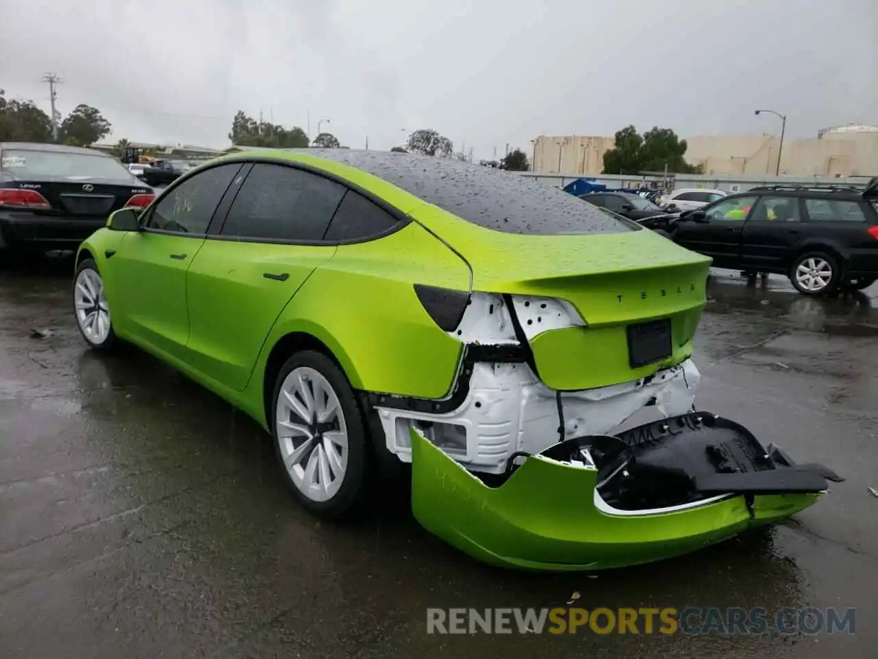 3 Photograph of a damaged car 5YJ3E1EB9MF013108 TESLA MODEL 3 2021