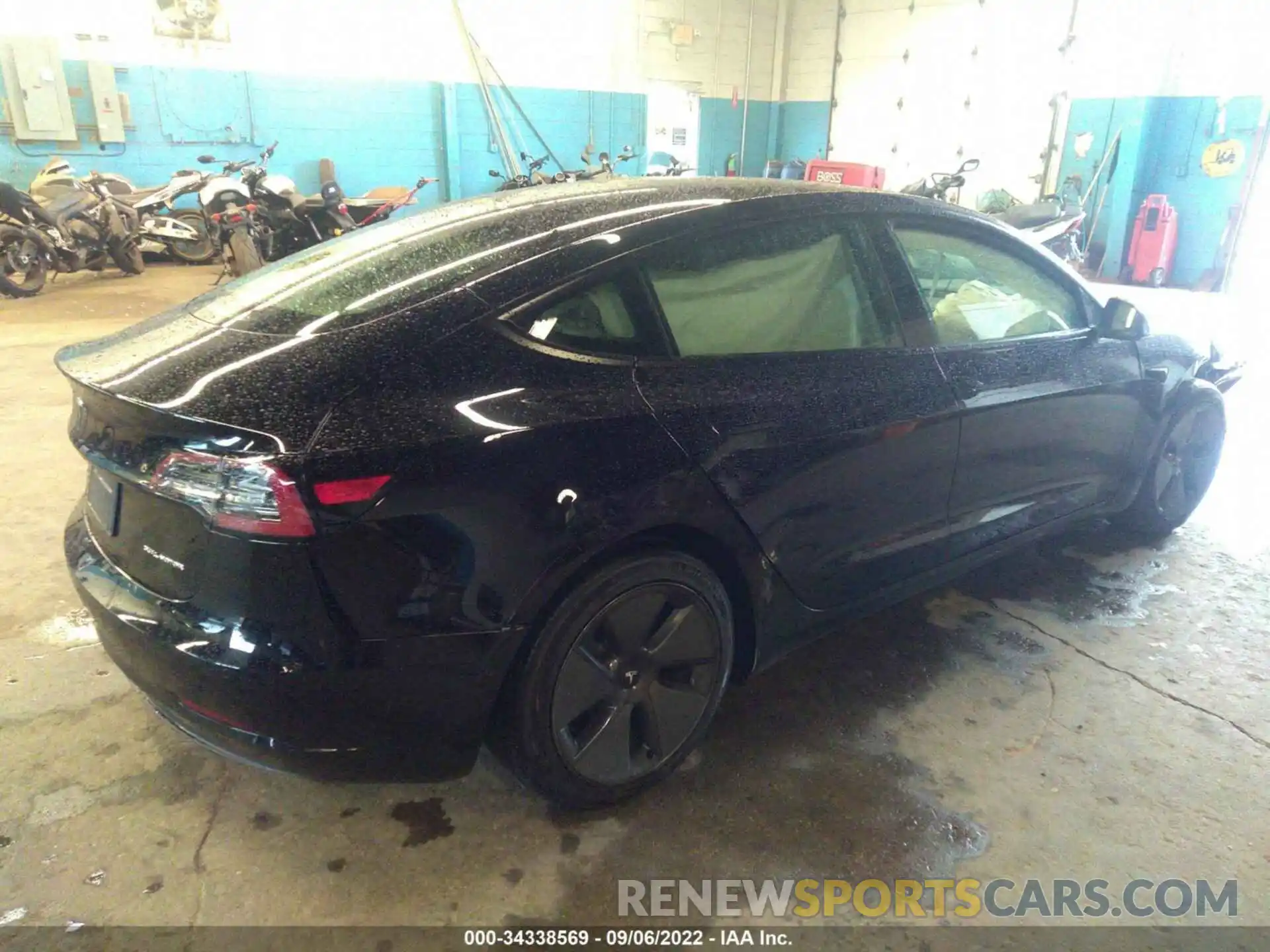 4 Photograph of a damaged car 5YJ3E1EB9MF044276 TESLA MODEL 3 2021