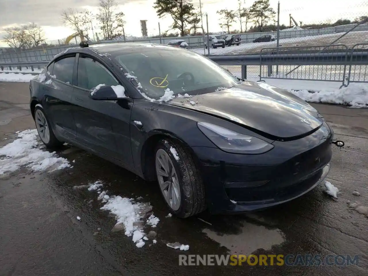 1 Photograph of a damaged car 5YJ3E1EB9MF059392 TESLA MODEL 3 2021