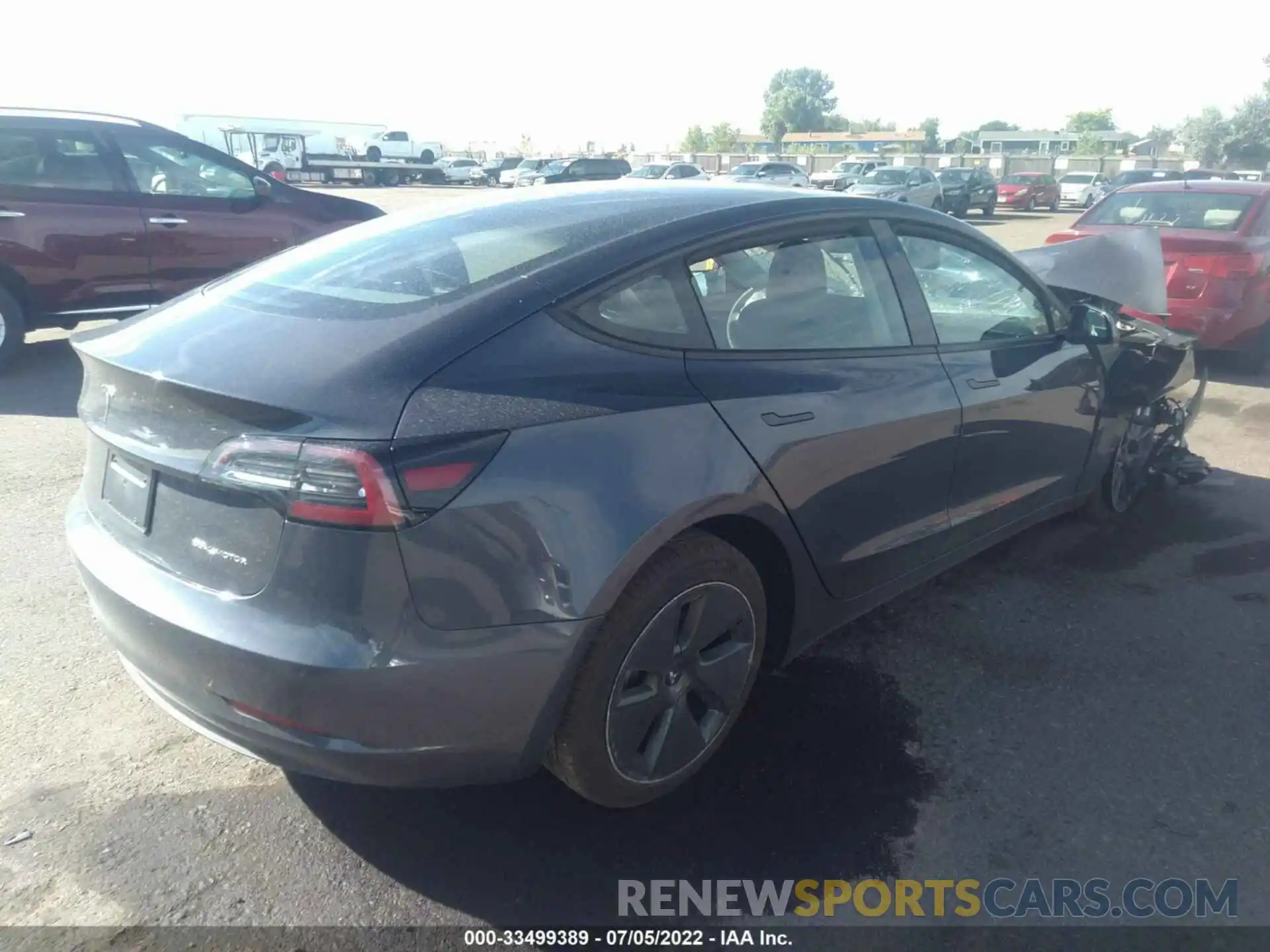 4 Photograph of a damaged car 5YJ3E1EB9MF069274 TESLA MODEL 3 2021