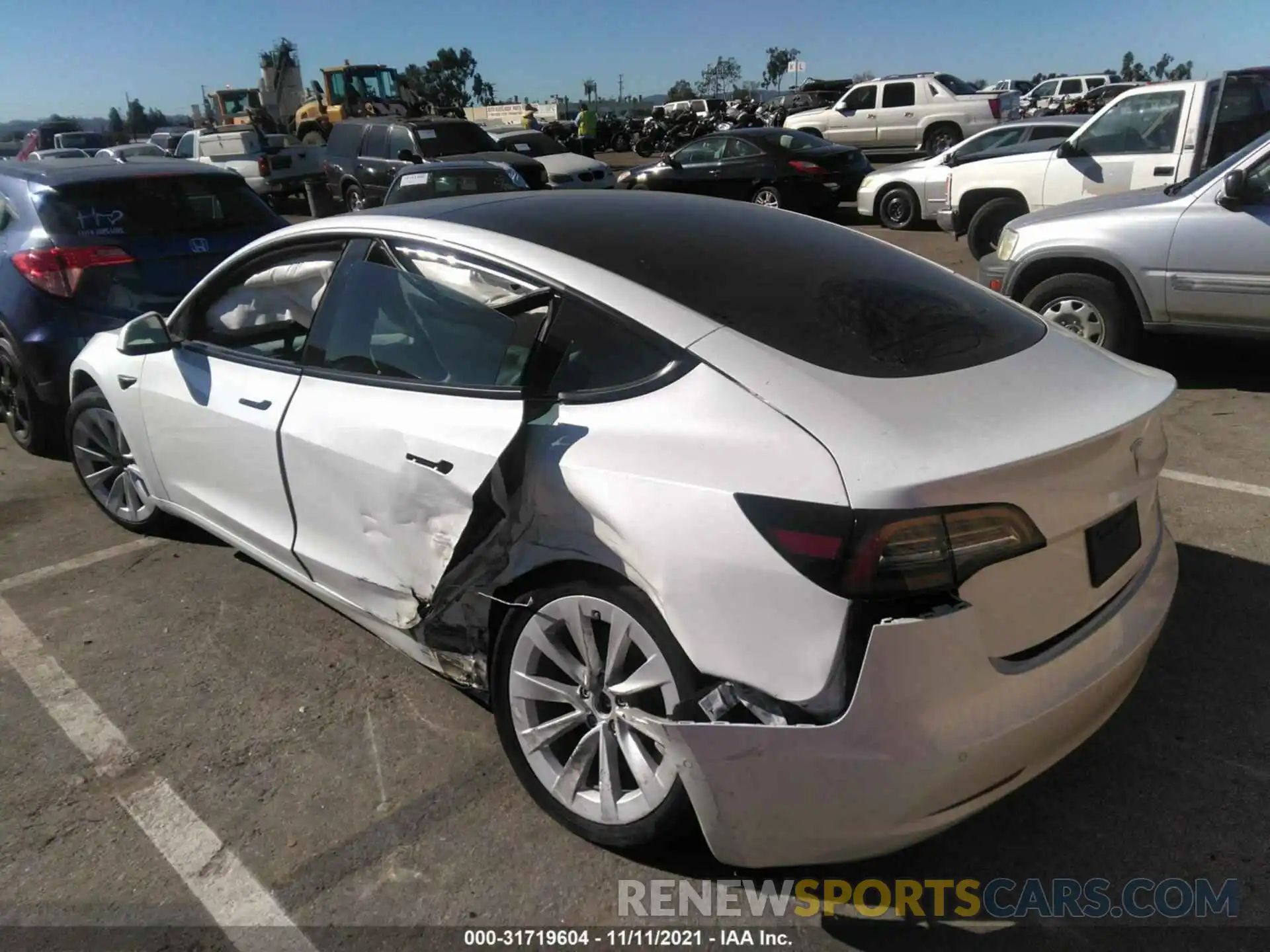 3 Photograph of a damaged car 5YJ3E1EB9MF078847 TESLA MODEL 3 2021