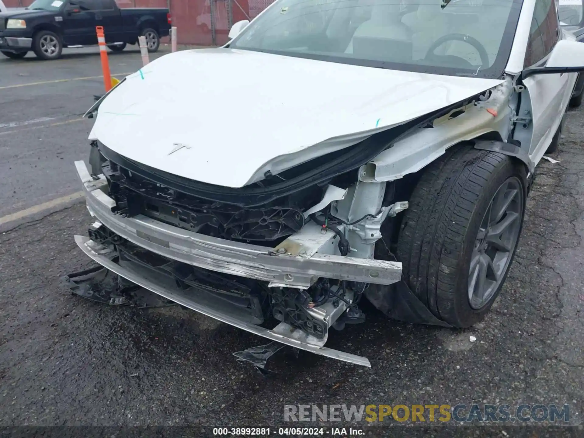 6 Photograph of a damaged car 5YJ3E1EB9MF091999 TESLA MODEL 3 2021