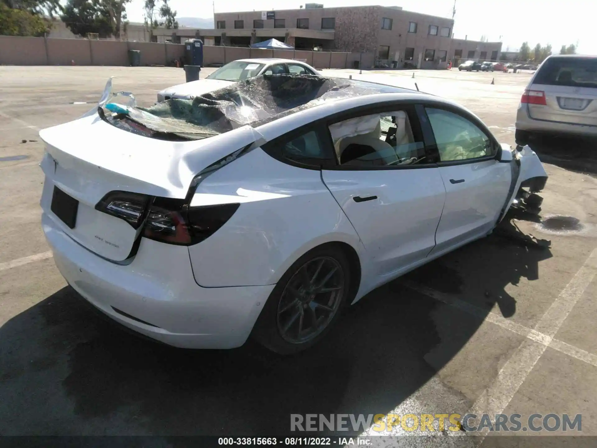 4 Photograph of a damaged car 5YJ3E1EB9MF876104 TESLA MODEL 3 2021