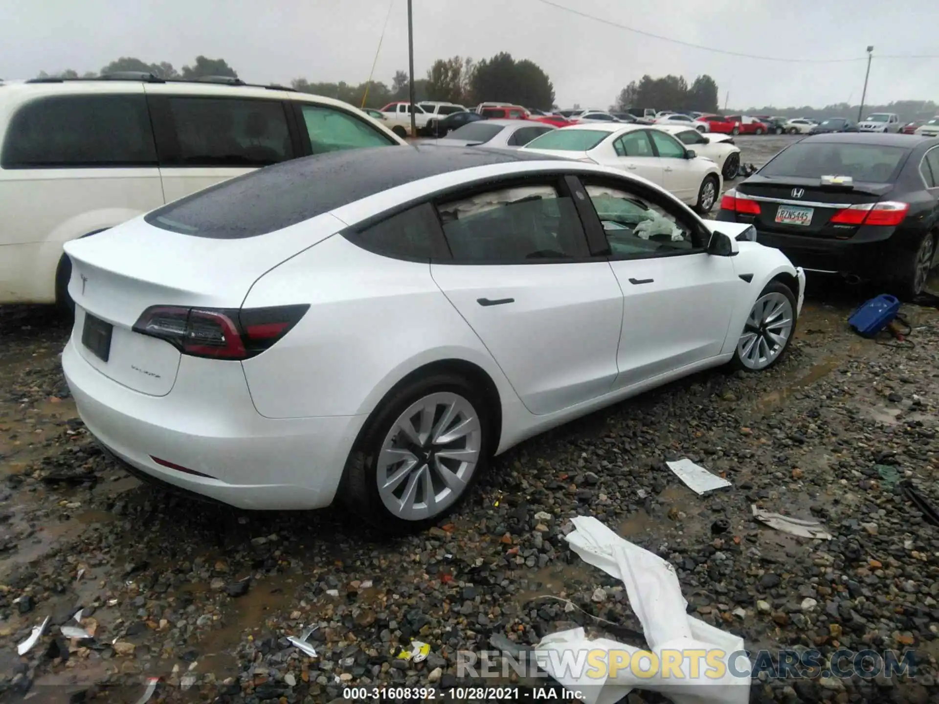 4 Фотография поврежденного автомобиля 5YJ3E1EB9MF903463 TESLA MODEL 3 2021