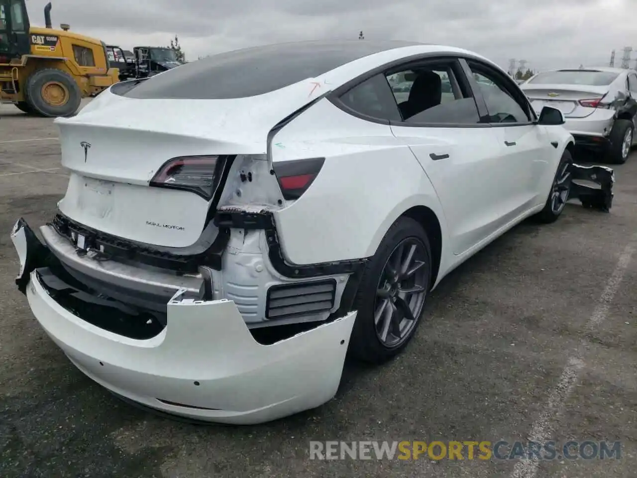 4 Photograph of a damaged car 5YJ3E1EB9MF928198 TESLA MODEL 3 2021