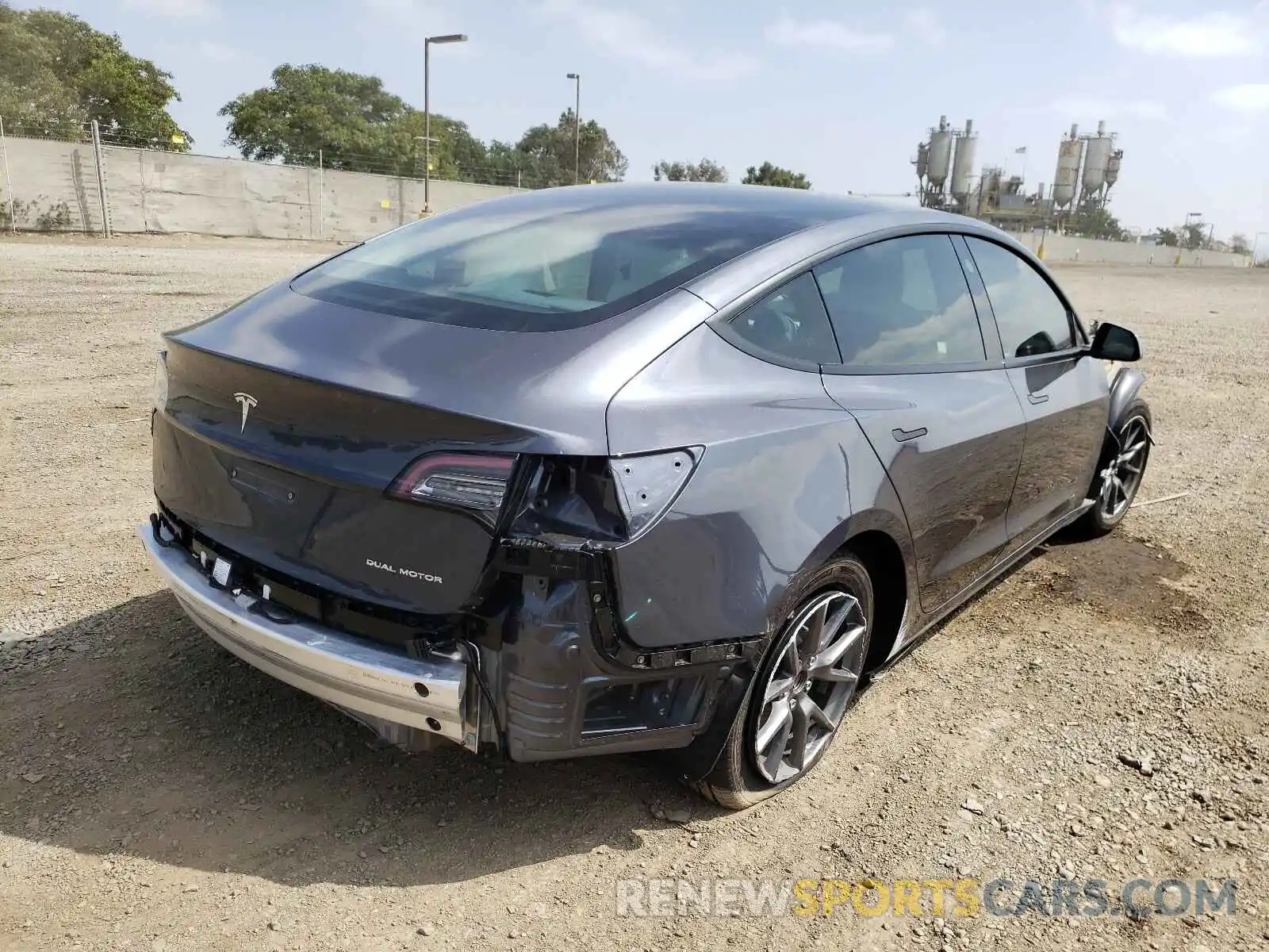 4 Photograph of a damaged car 5YJ3E1EB9MF930663 TESLA MODEL 3 2021