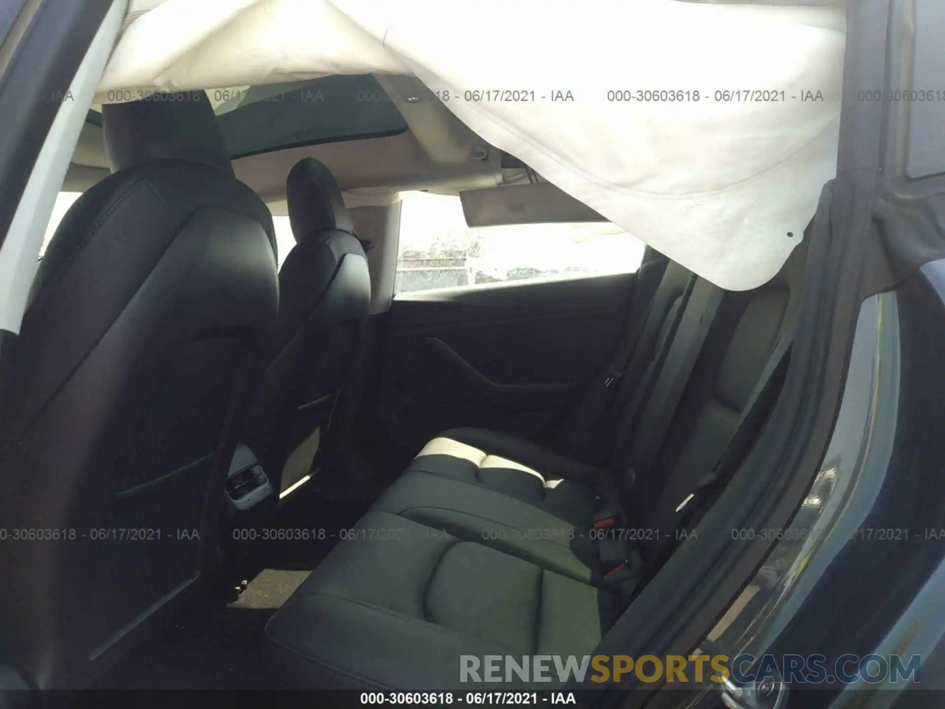 8 Photograph of a damaged car 5YJ3E1EB9MF938441 TESLA MODEL 3 2021