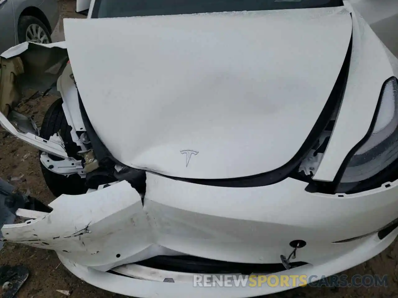 7 Photograph of a damaged car 5YJ3E1EB9MF975327 TESLA MODEL 3 2021