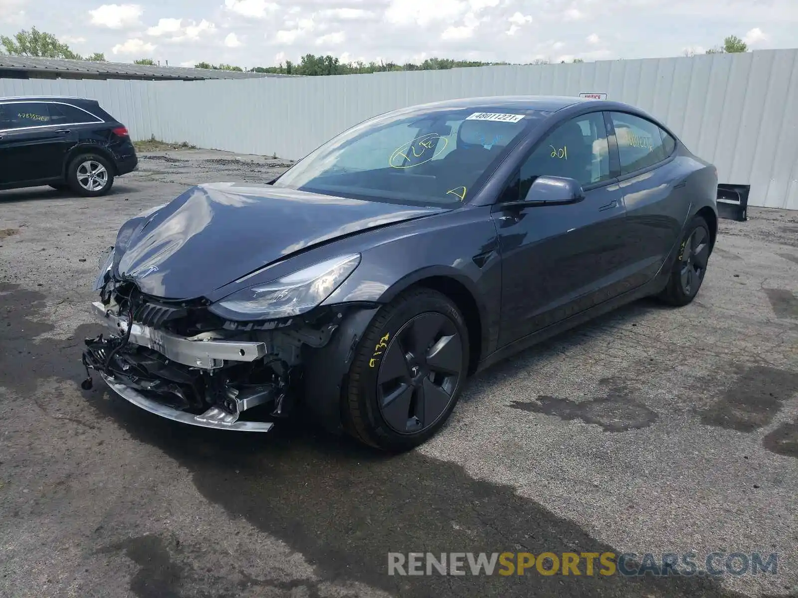 2 Photograph of a damaged car 5YJ3E1EB9MF983282 TESLA MODEL 3 2021