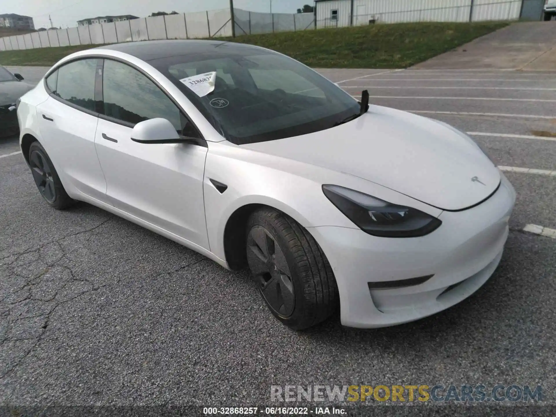 1 Фотография поврежденного автомобиля 5YJ3E1EB9MF988269 TESLA MODEL 3 2021