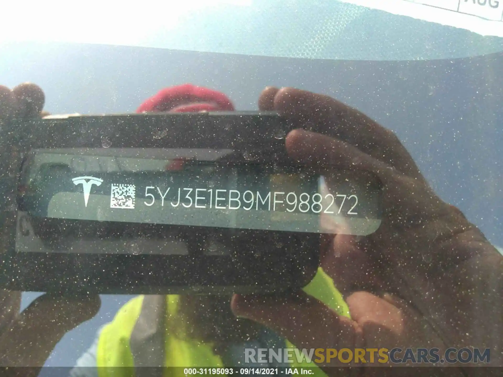 9 Фотография поврежденного автомобиля 5YJ3E1EB9MF988272 TESLA MODEL 3 2021