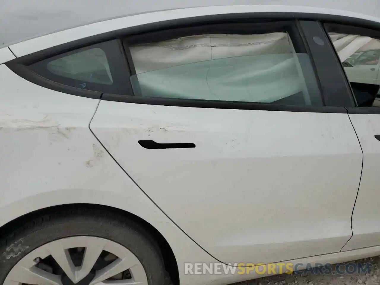 10 Photograph of a damaged car 5YJ3E1EBXMF001727 TESLA MODEL 3 2021