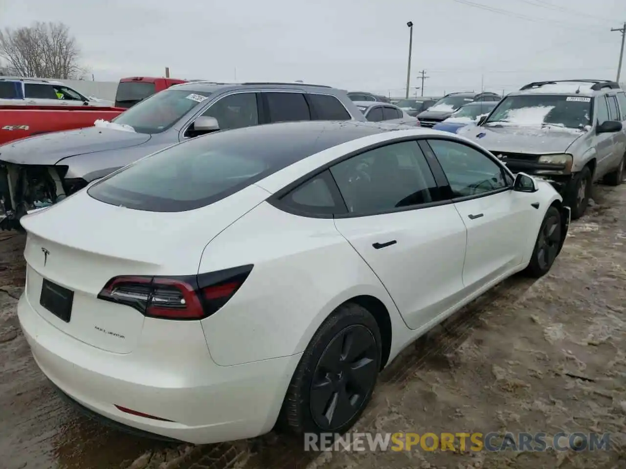 4 Фотография поврежденного автомобиля 5YJ3E1EBXMF019564 TESLA MODEL 3 2021