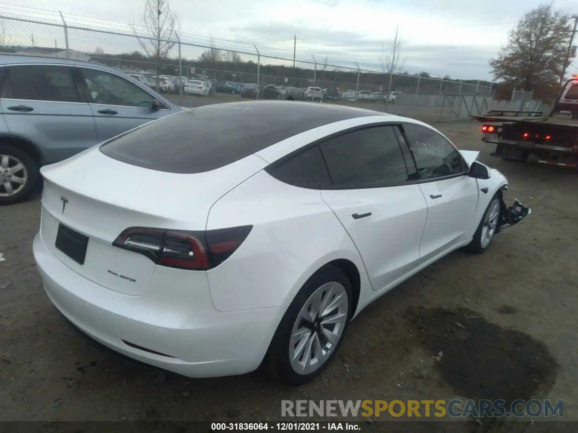 4 Фотография поврежденного автомобиля 5YJ3E1EBXMF038048 TESLA MODEL 3 2021