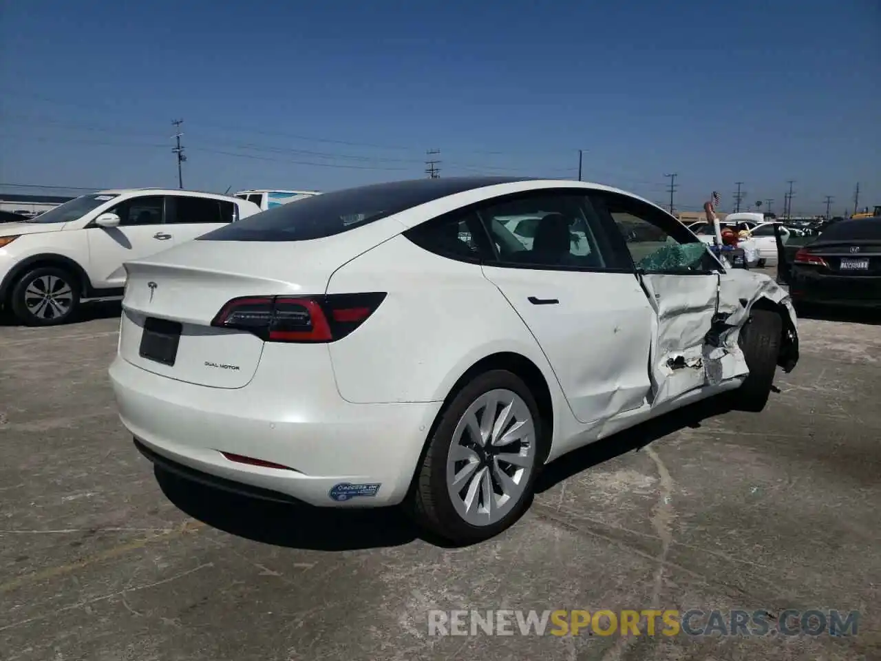 4 Photograph of a damaged car 5YJ3E1EBXMF069770 TESLA MODEL 3 2021