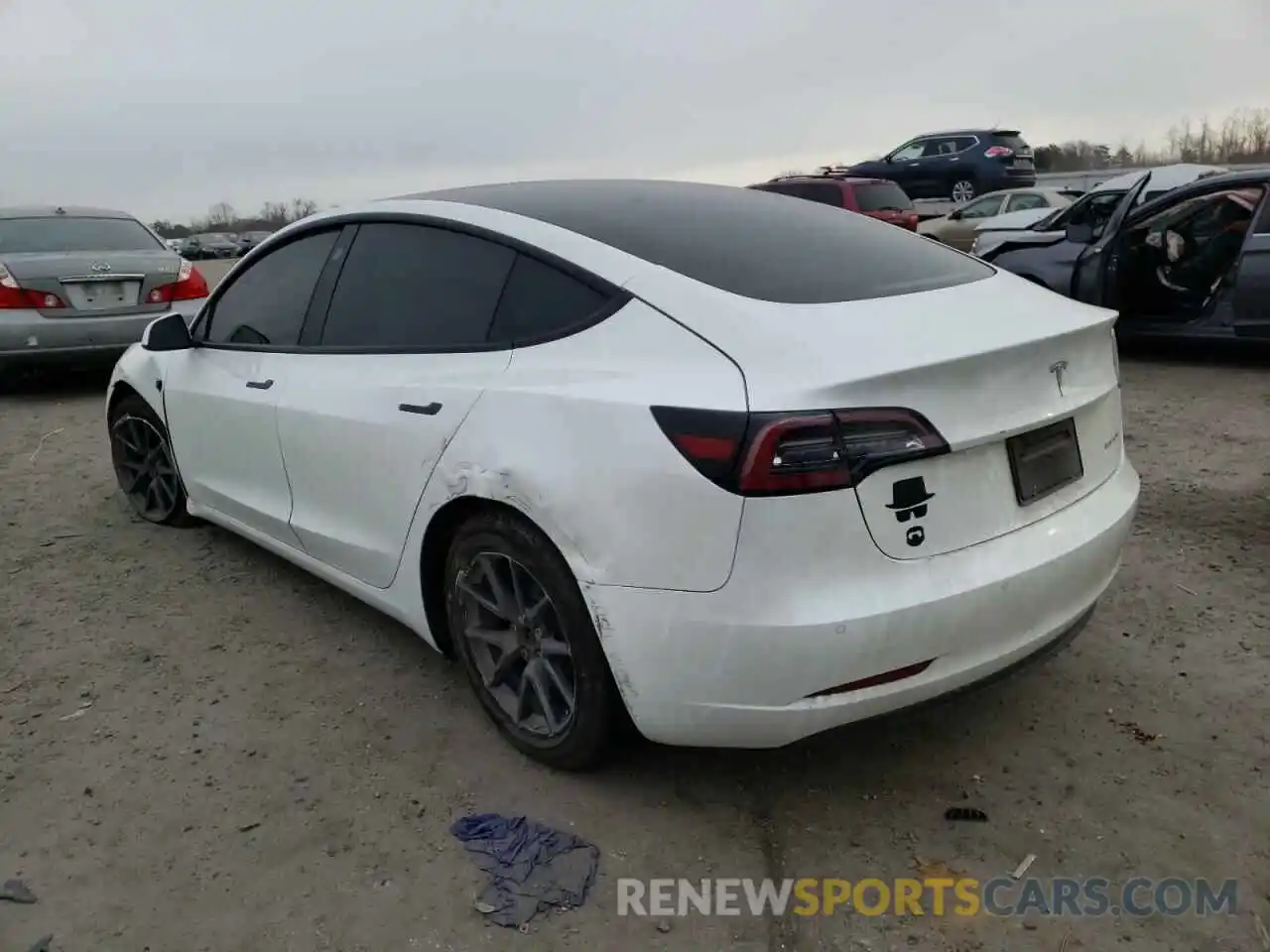 3 Photograph of a damaged car 5YJ3E1EBXMF837036 TESLA MODEL 3 2021