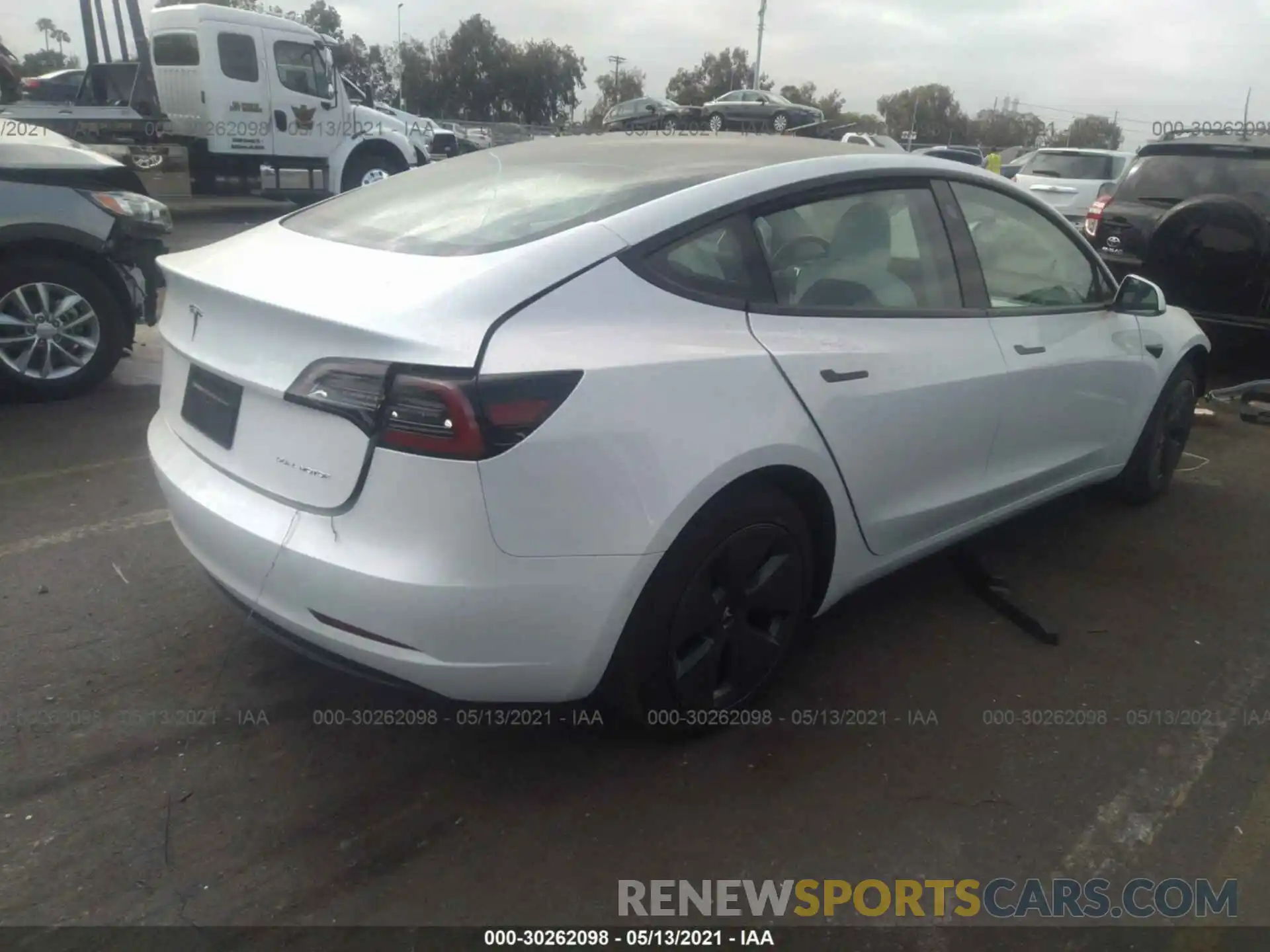 4 Фотография поврежденного автомобиля 5YJ3E1EBXMF876208 TESLA MODEL 3 2021