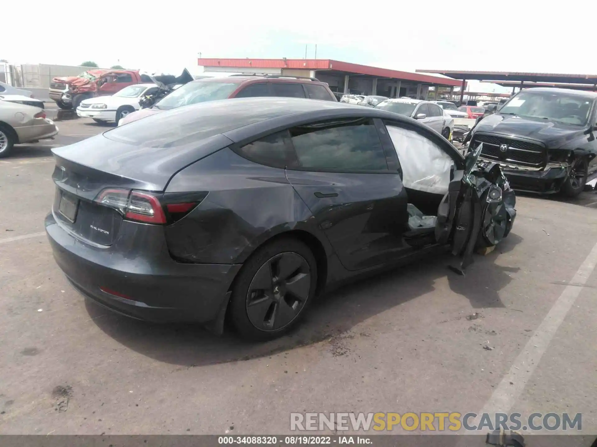 4 Фотография поврежденного автомобиля 5YJ3E1EBXMF939128 TESLA MODEL 3 2021