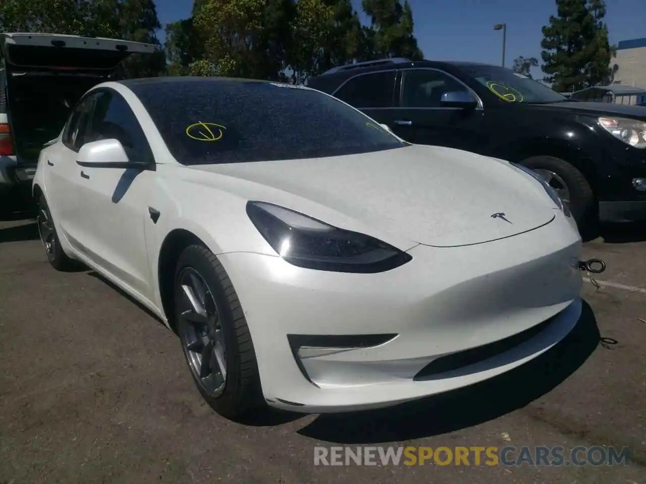 1 Photograph of a damaged car 5YJ3E1EBXMF939890 TESLA MODEL 3 2021