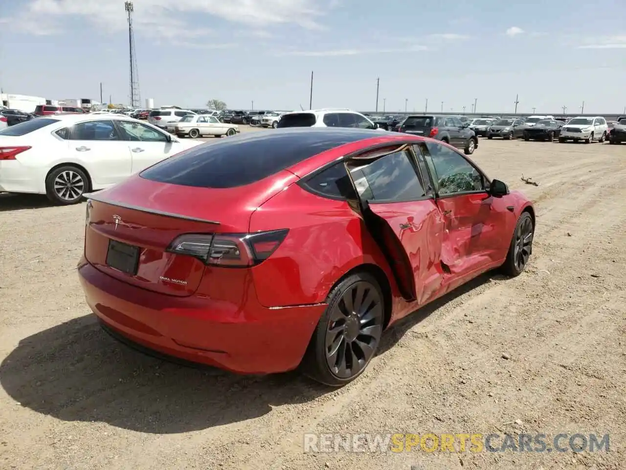 4 Фотография поврежденного автомобиля 5YJ3E1EC0MF056552 TESLA MODEL 3 2021