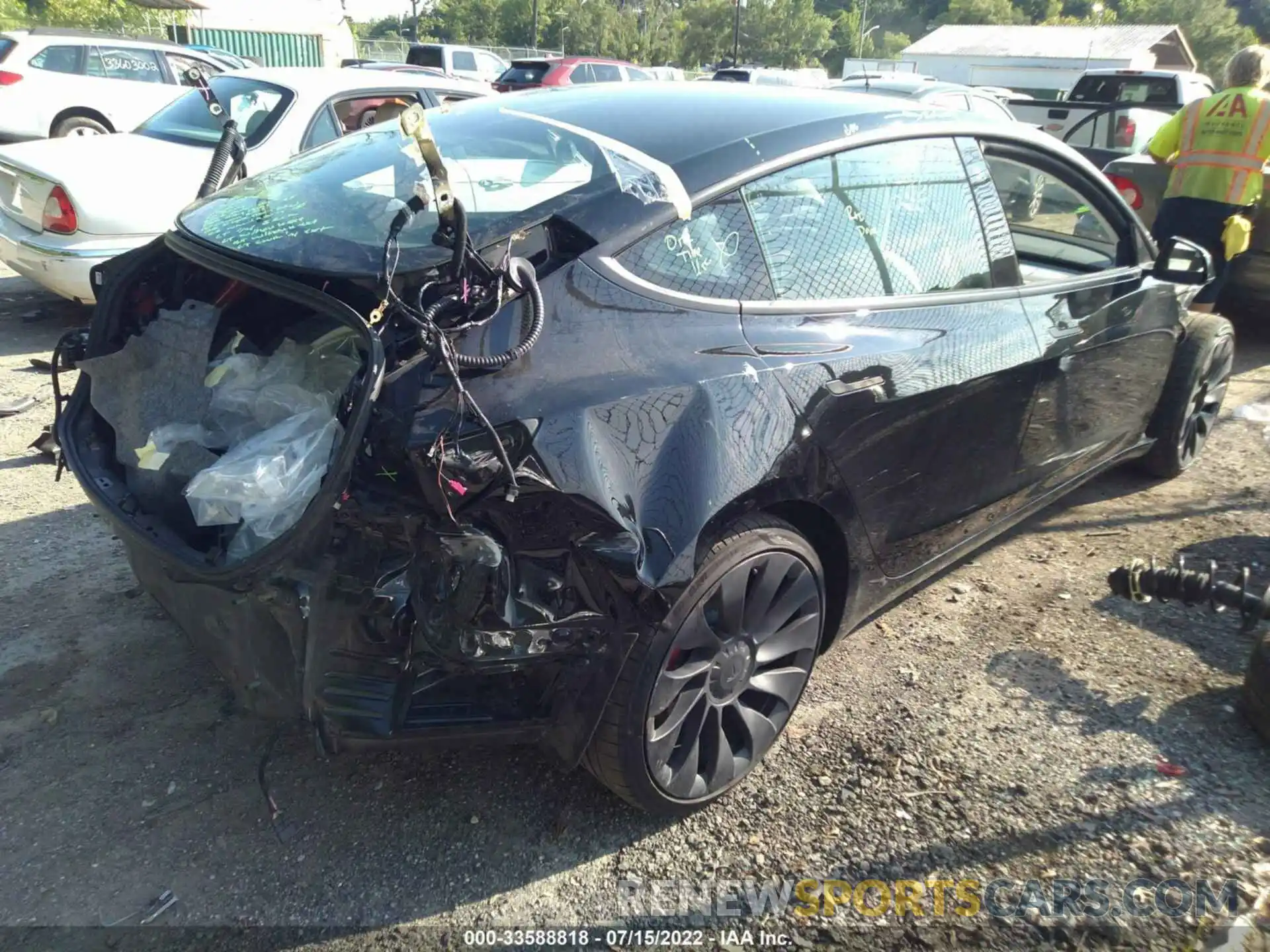 4 Photograph of a damaged car 5YJ3E1EC0MF914313 TESLA MODEL 3 2021