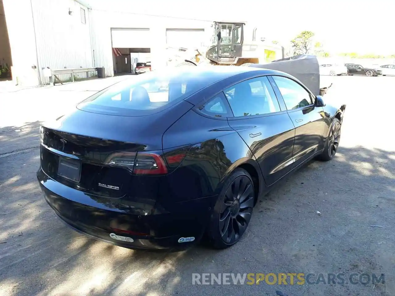 4 Photograph of a damaged car 5YJ3E1EC1MF061131 TESLA MODEL 3 2021