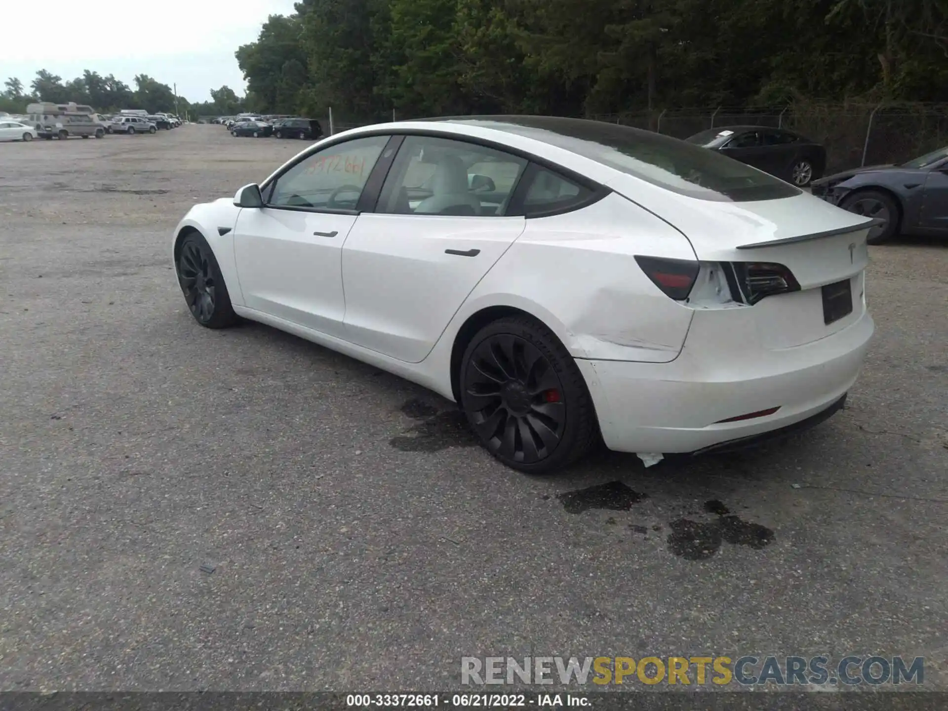 3 Photograph of a damaged car 5YJ3E1EC2MF026534 TESLA MODEL 3 2021