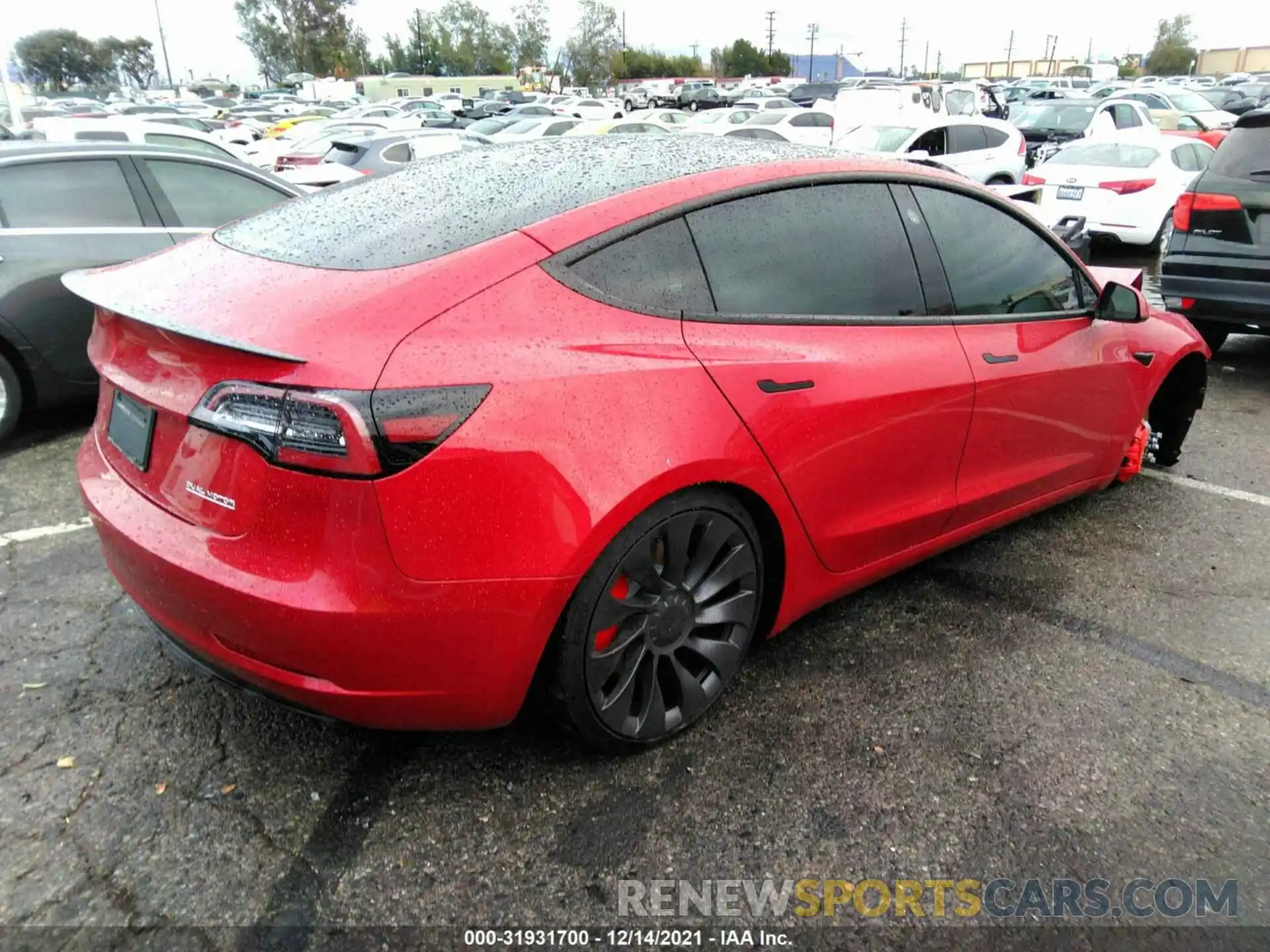 4 Photograph of a damaged car 5YJ3E1EC2MF028333 TESLA MODEL 3 2021