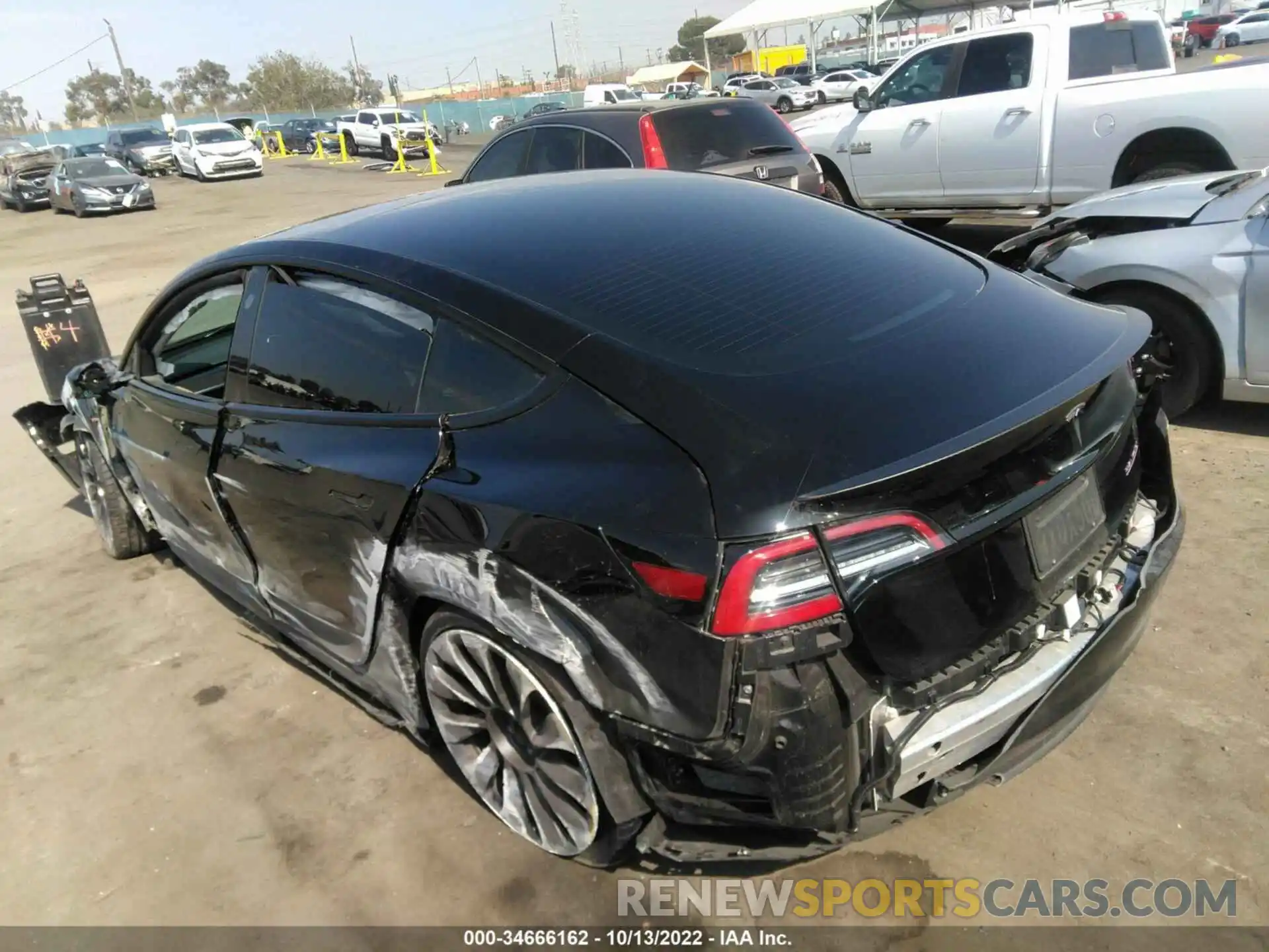 3 Photograph of a damaged car 5YJ3E1EC2MF030213 TESLA MODEL 3 2021