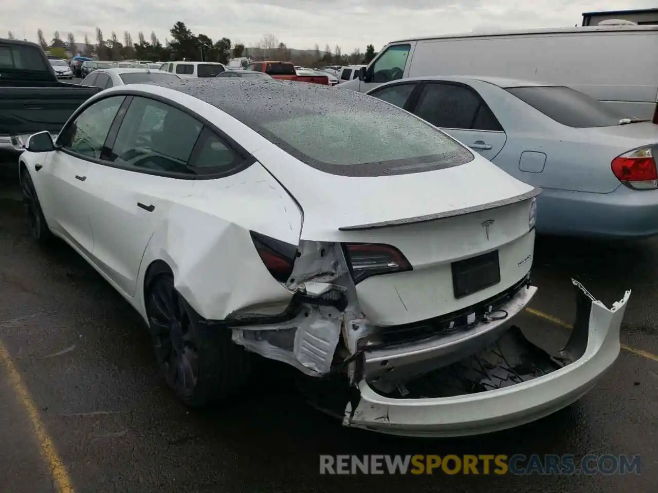 3 Photograph of a damaged car 5YJ3E1EC3MF850879 TESLA MODEL 3 2021