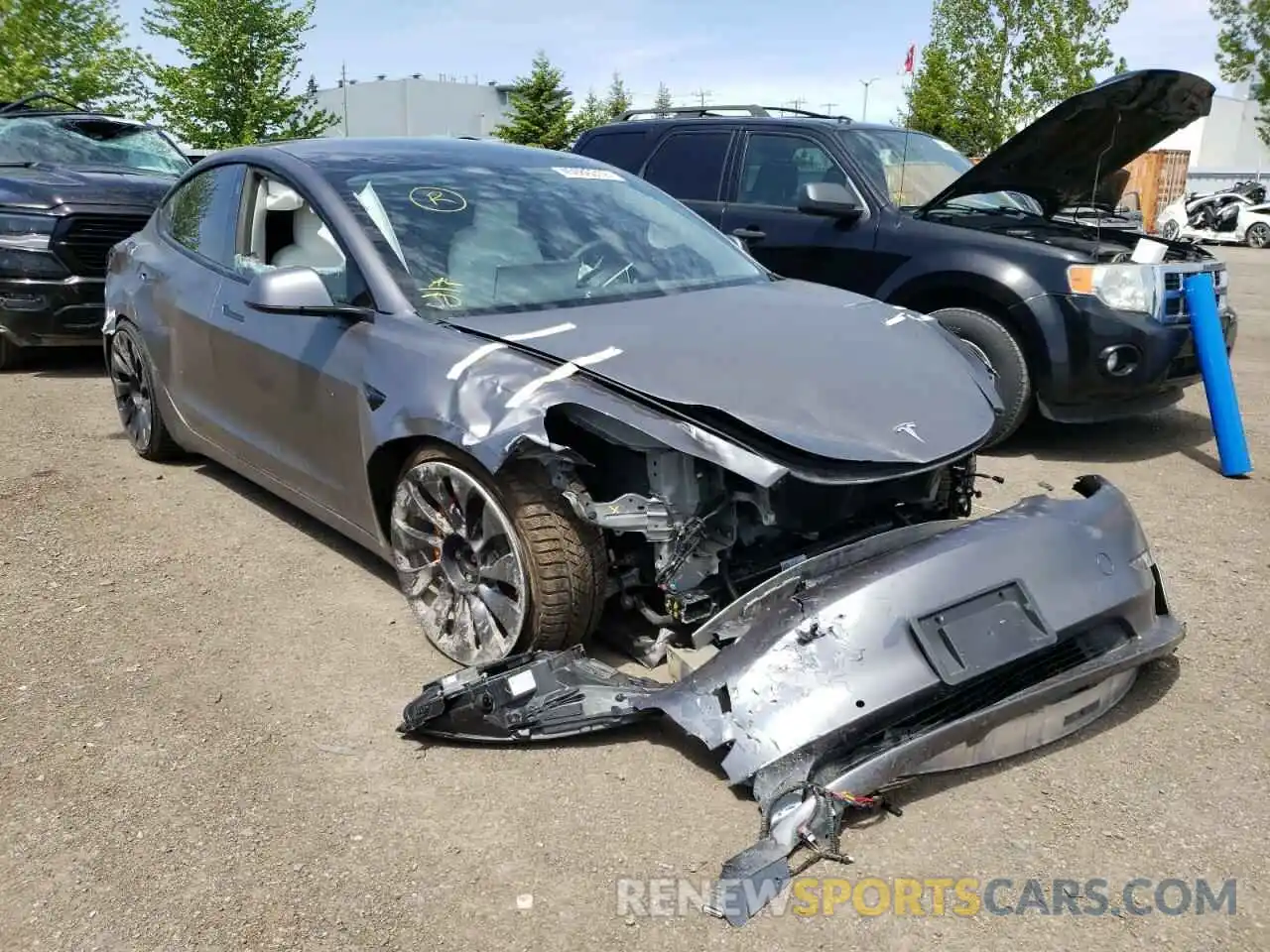 1 Photograph of a damaged car 5YJ3E1EC3MF913527 TESLA MODEL 3 2021