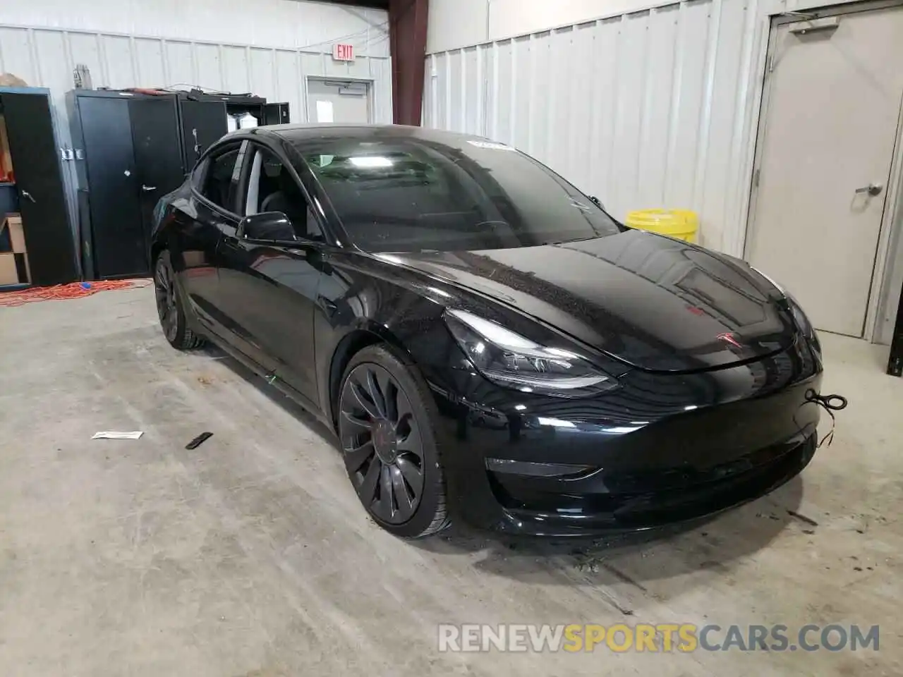 1 Photograph of a damaged car 5YJ3E1EC3MF913611 TESLA MODEL 3 2021