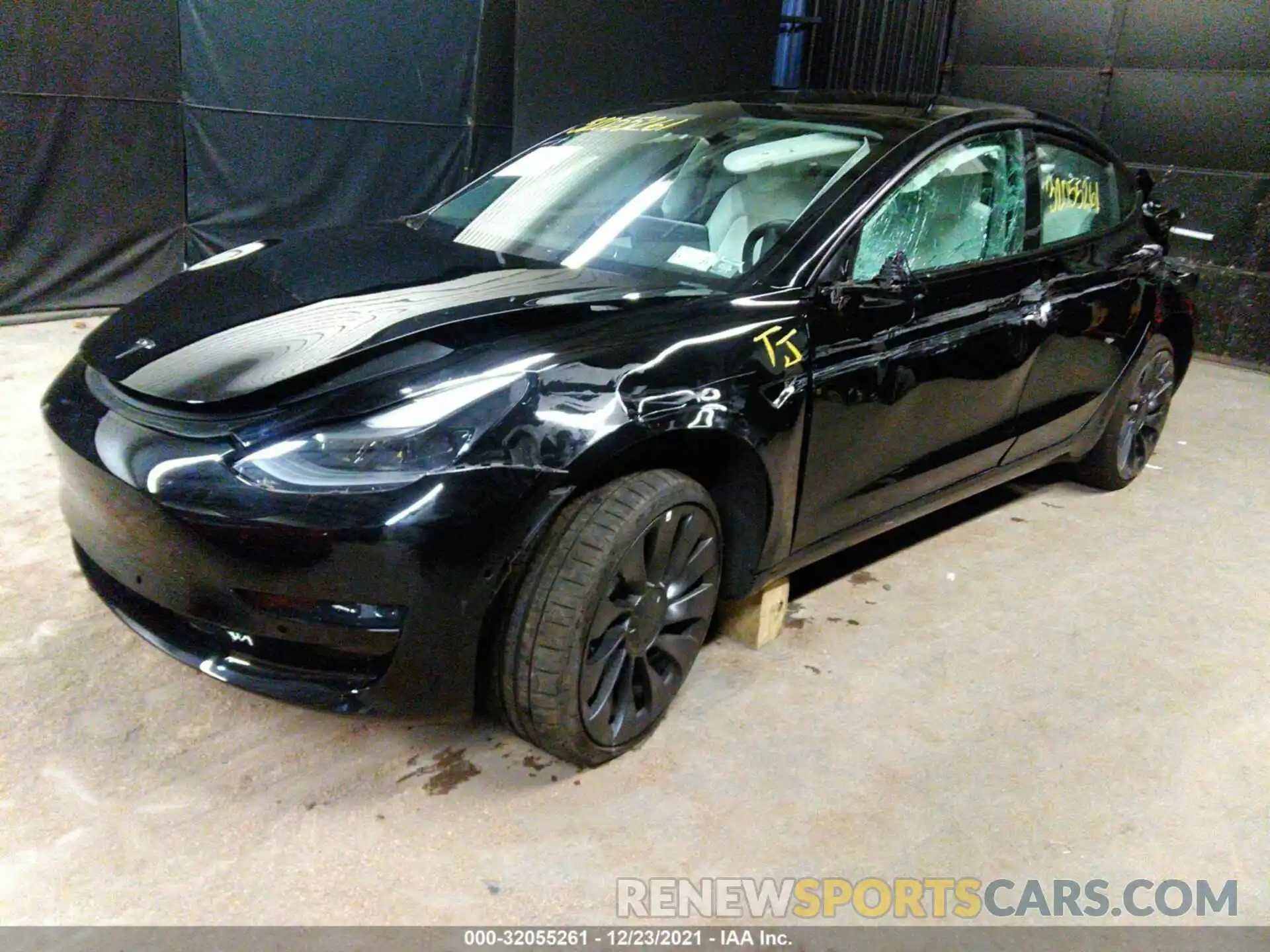 2 Photograph of a damaged car 5YJ3E1EC3MF914290 TESLA MODEL 3 2021