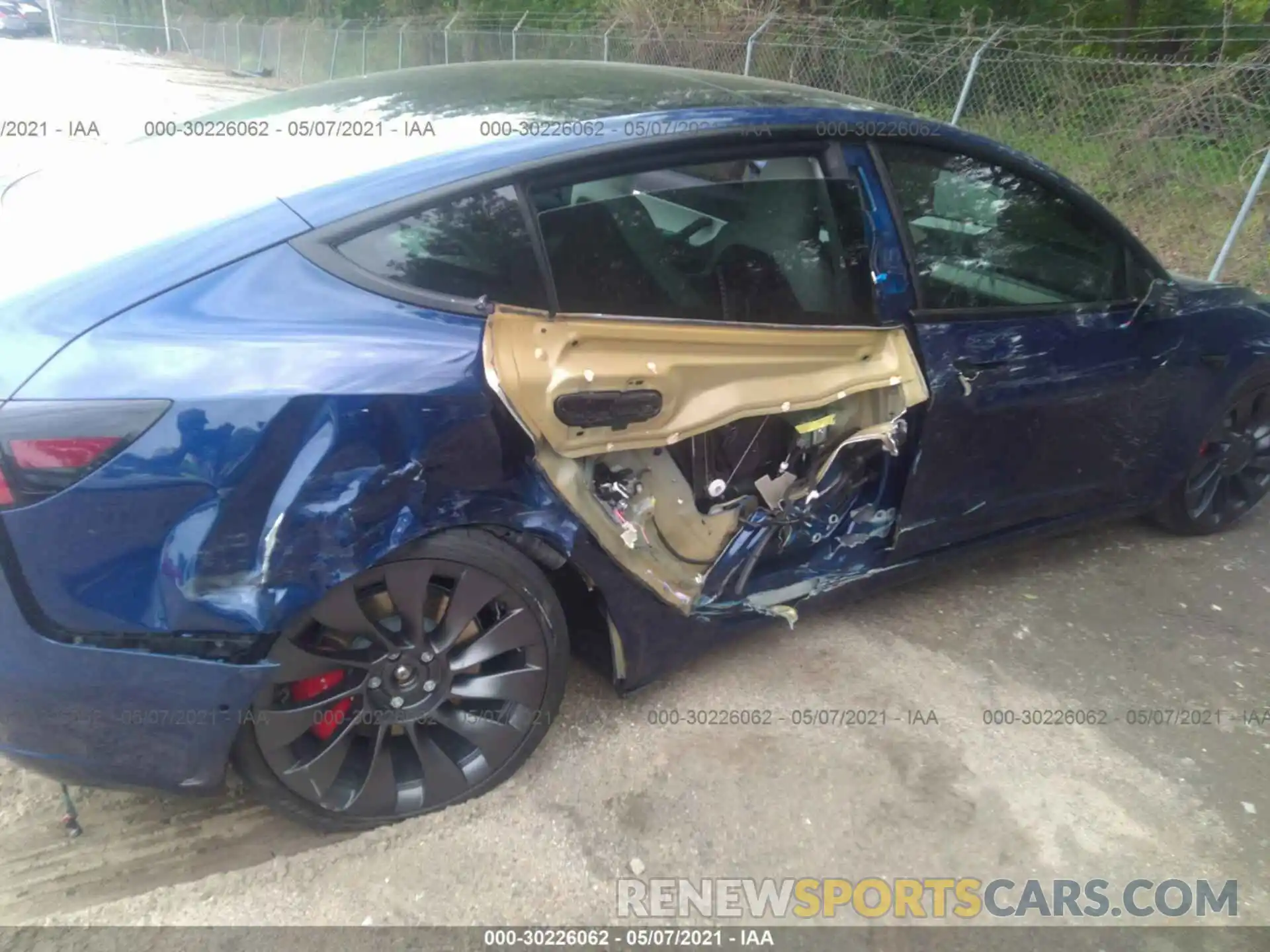 6 Photograph of a damaged car 5YJ3E1EC3MF914631 TESLA MODEL 3 2021