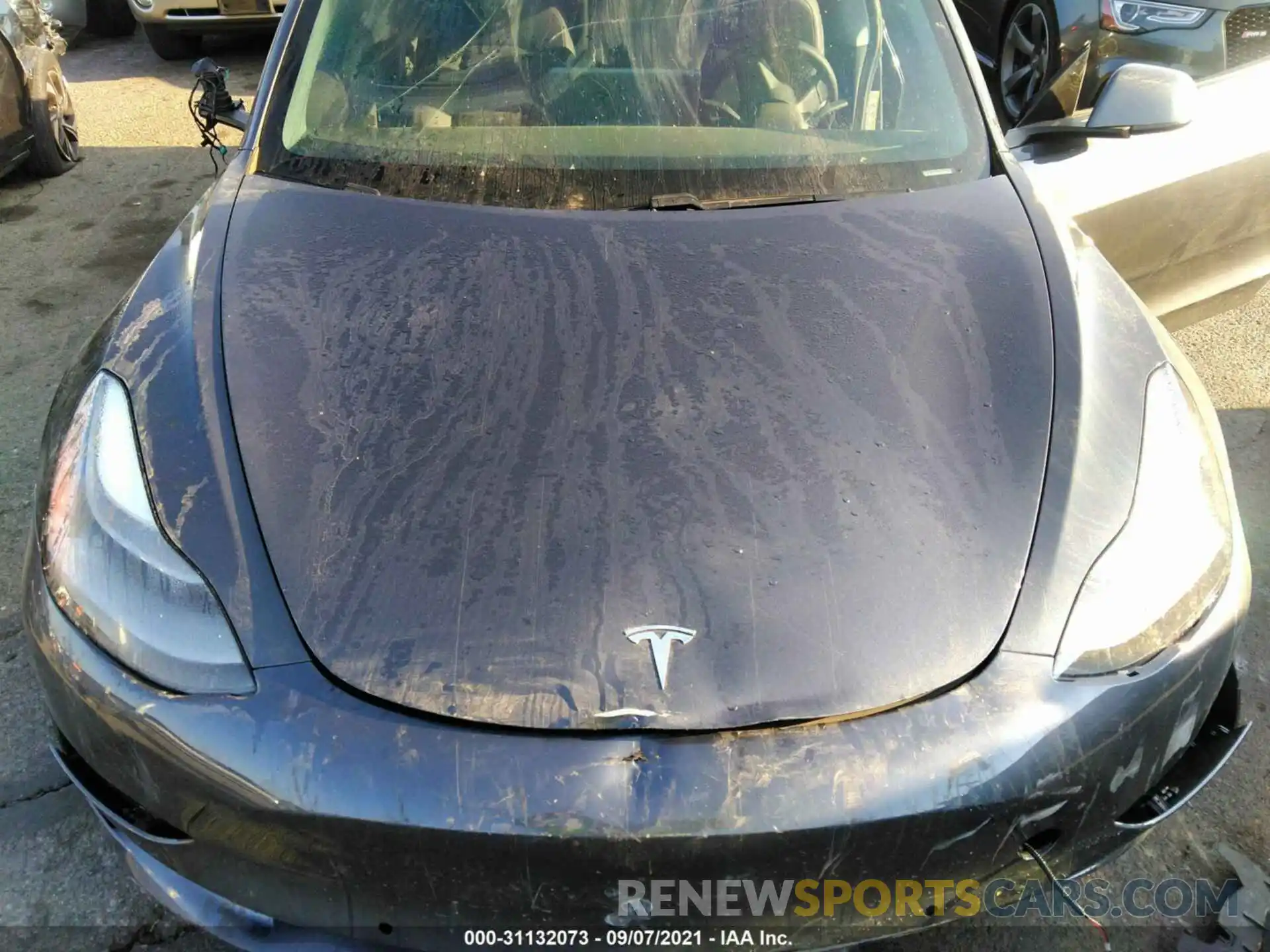 10 Photograph of a damaged car 5YJ3E1EC3MF926021 TESLA MODEL 3 2021