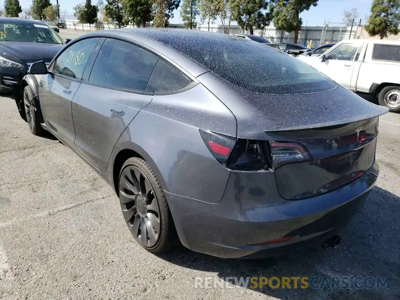 3 Photograph of a damaged car 5YJ3E1EC3MF926097 TESLA MODEL 3 2021