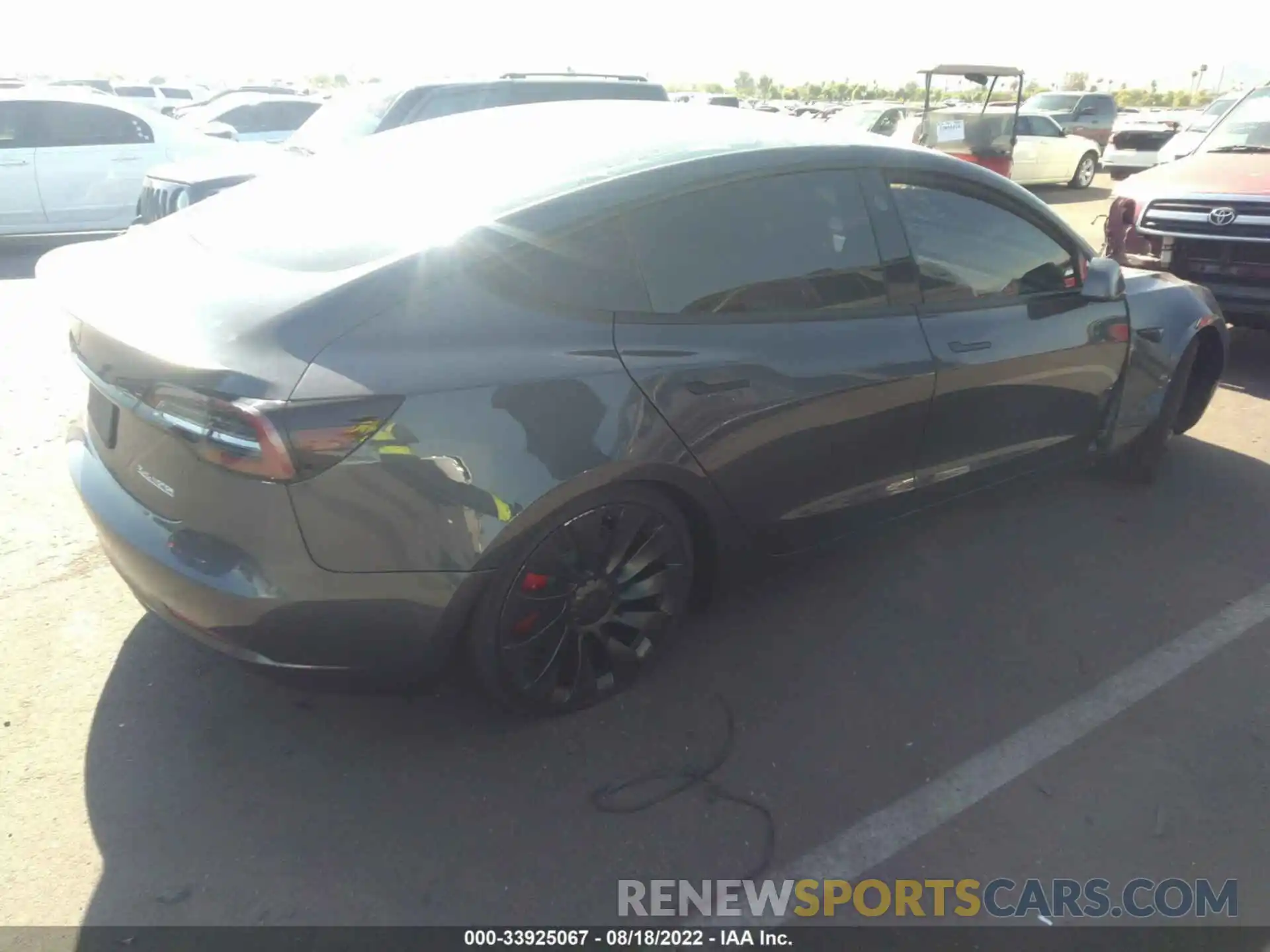 4 Photograph of a damaged car 5YJ3E1EC3MF926536 TESLA MODEL 3 2021