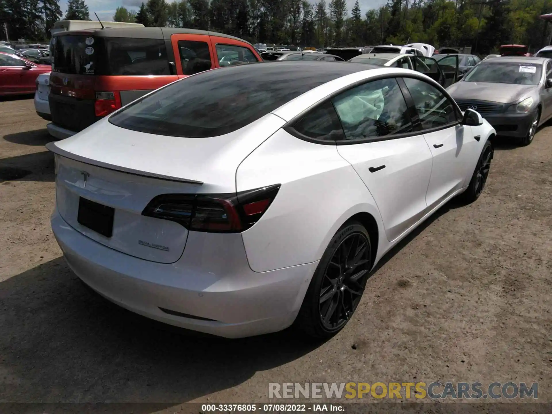 4 Photograph of a damaged car 5YJ3E1EC3MF996893 TESLA MODEL 3 2021