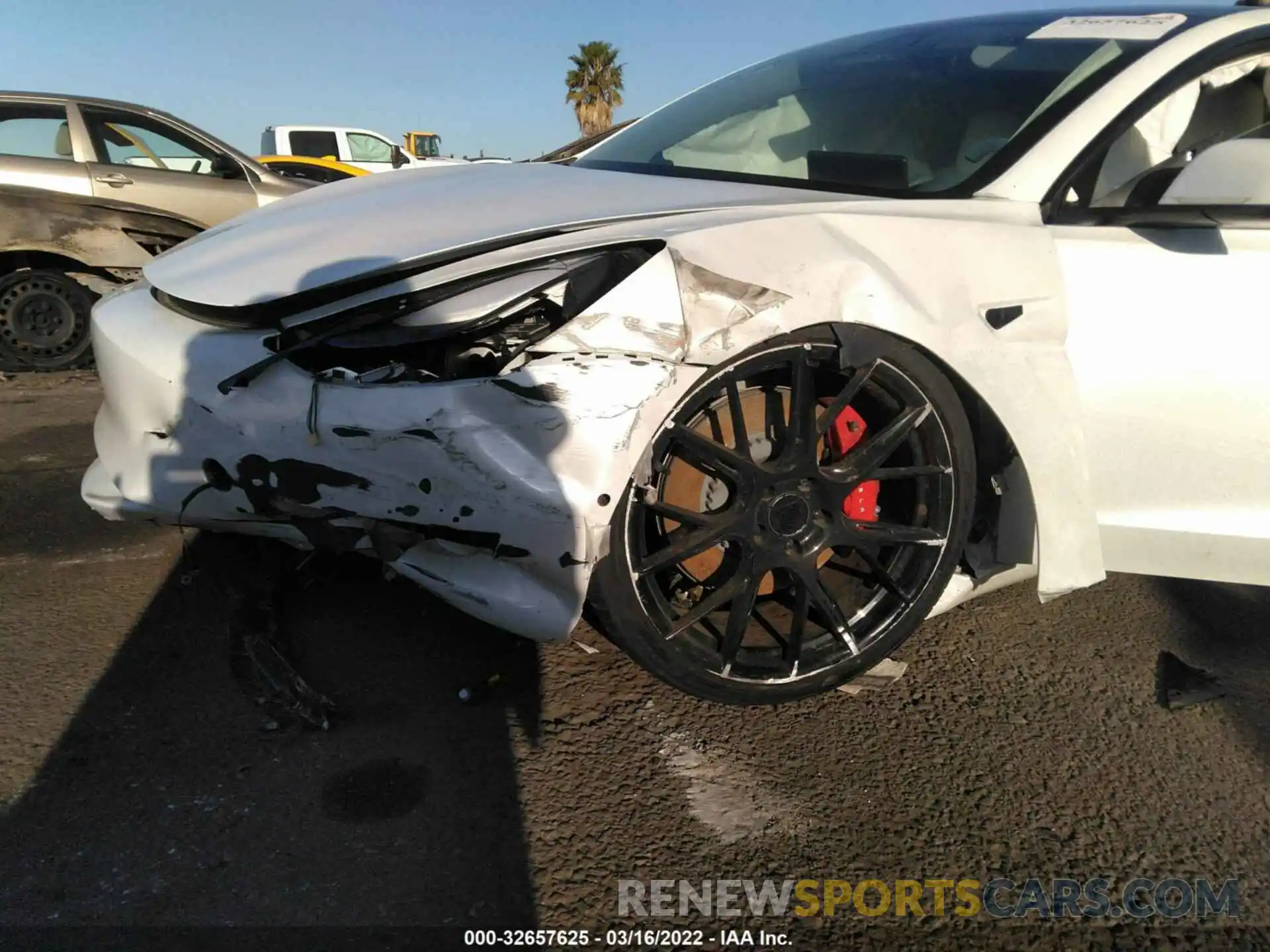 6 Photograph of a damaged car 5YJ3E1EC4MF030827 TESLA MODEL 3 2021