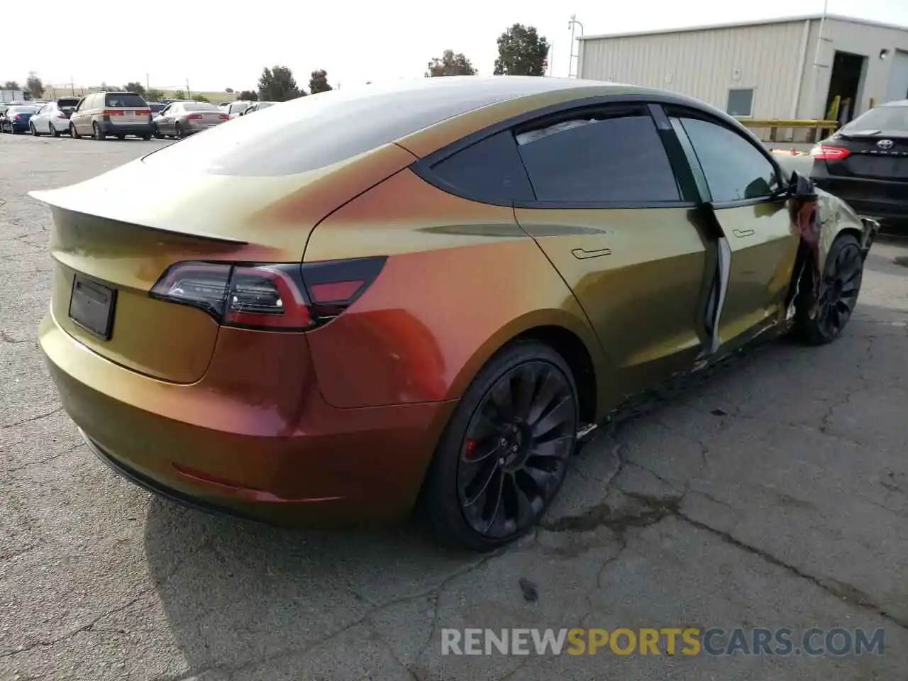 4 Photograph of a damaged car 5YJ3E1EC4MF870543 TESLA MODEL 3 2021