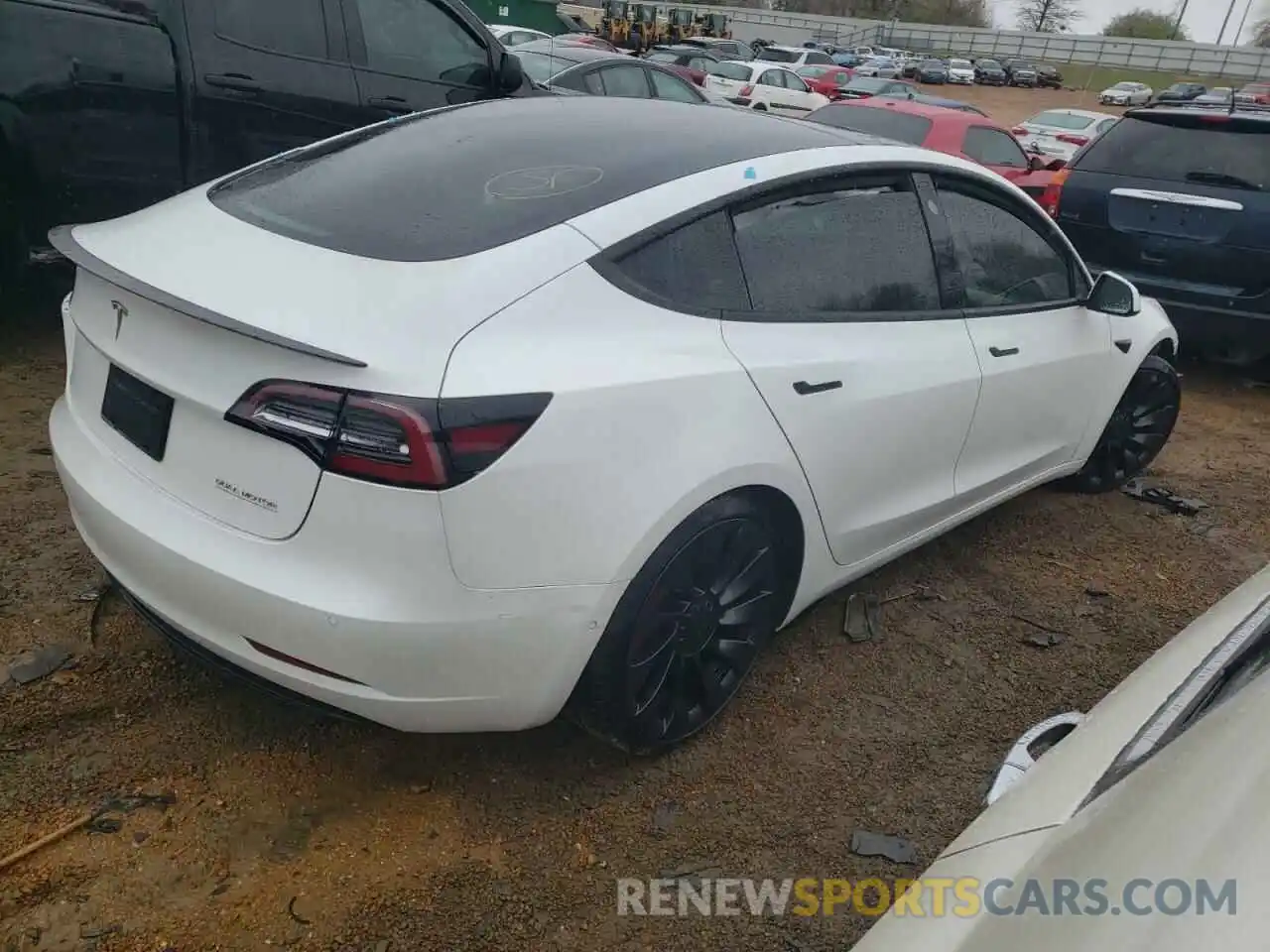 4 Photograph of a damaged car 5YJ3E1EC5MF044638 TESLA MODEL 3 2021