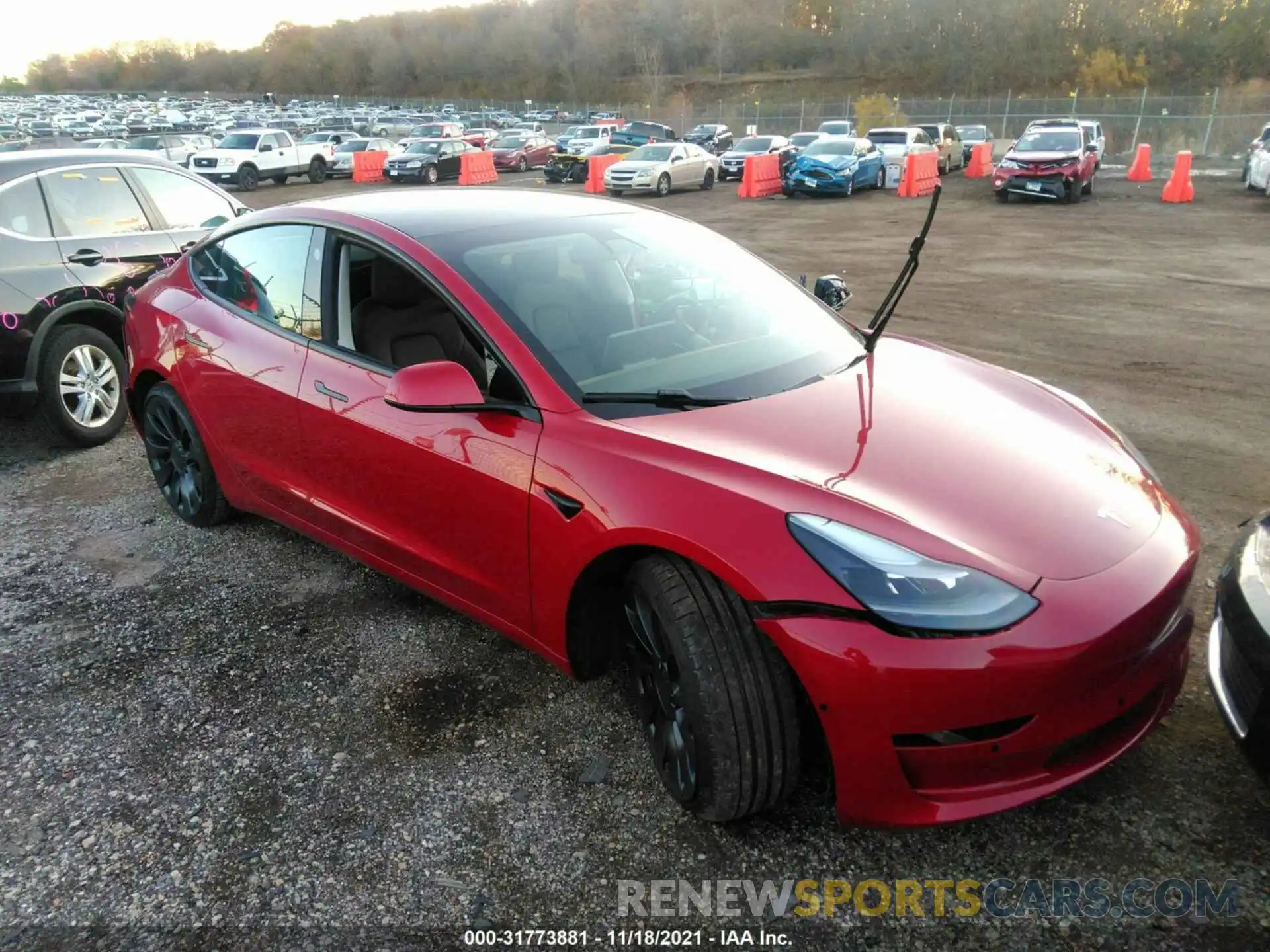 1 Фотография поврежденного автомобиля 5YJ3E1EC5MF061875 TESLA MODEL 3 2021