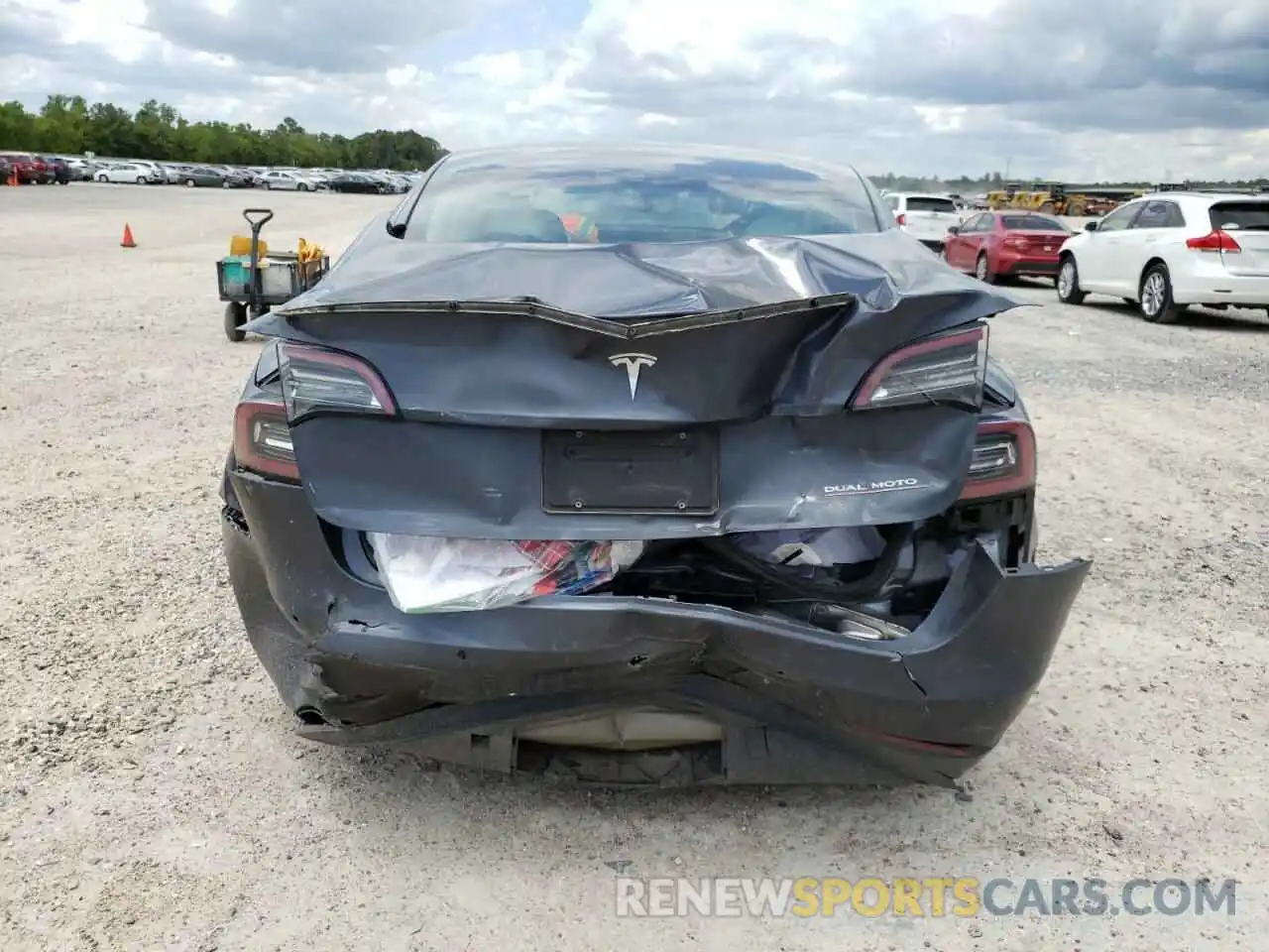 9 Photograph of a damaged car 5YJ3E1EC6MF856367 TESLA MODEL 3 2021