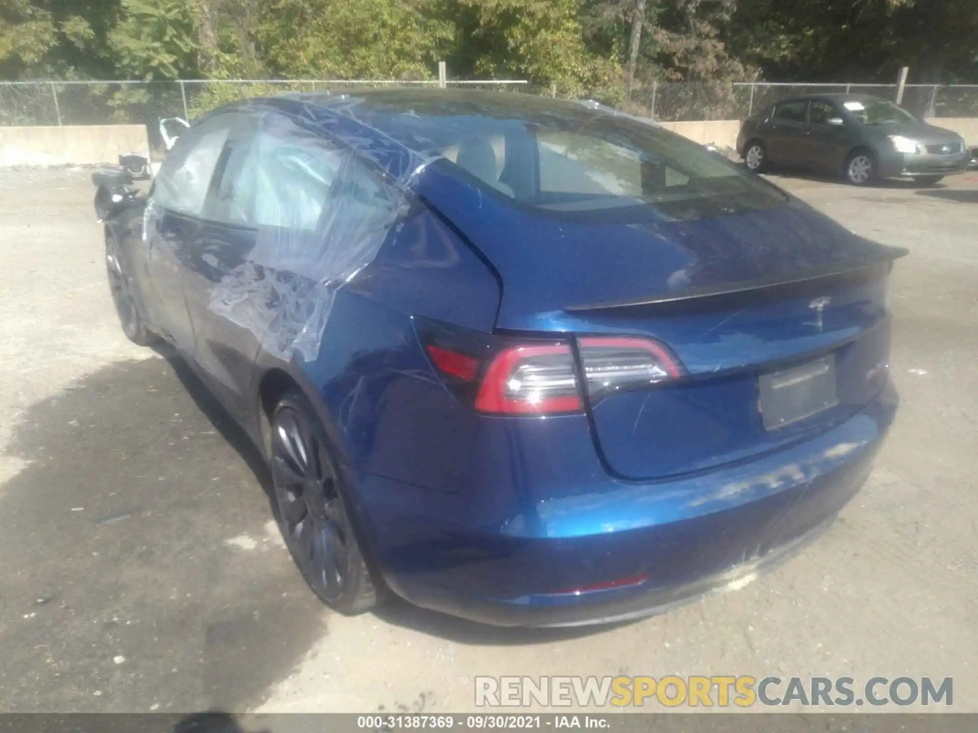 3 Photograph of a damaged car 5YJ3E1EC8MF849548 TESLA MODEL 3 2021