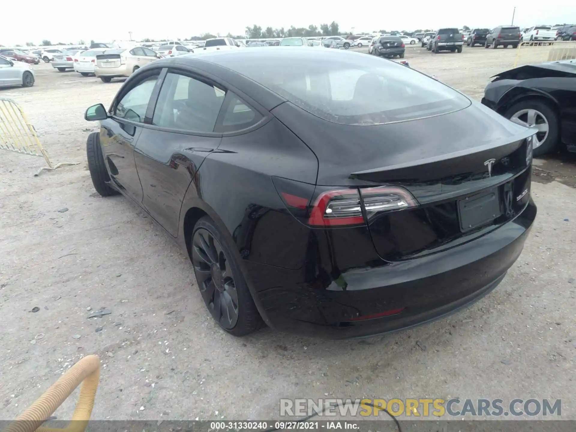 3 Photograph of a damaged car 5YJ3E1EC8MF976008 TESLA MODEL 3 2021