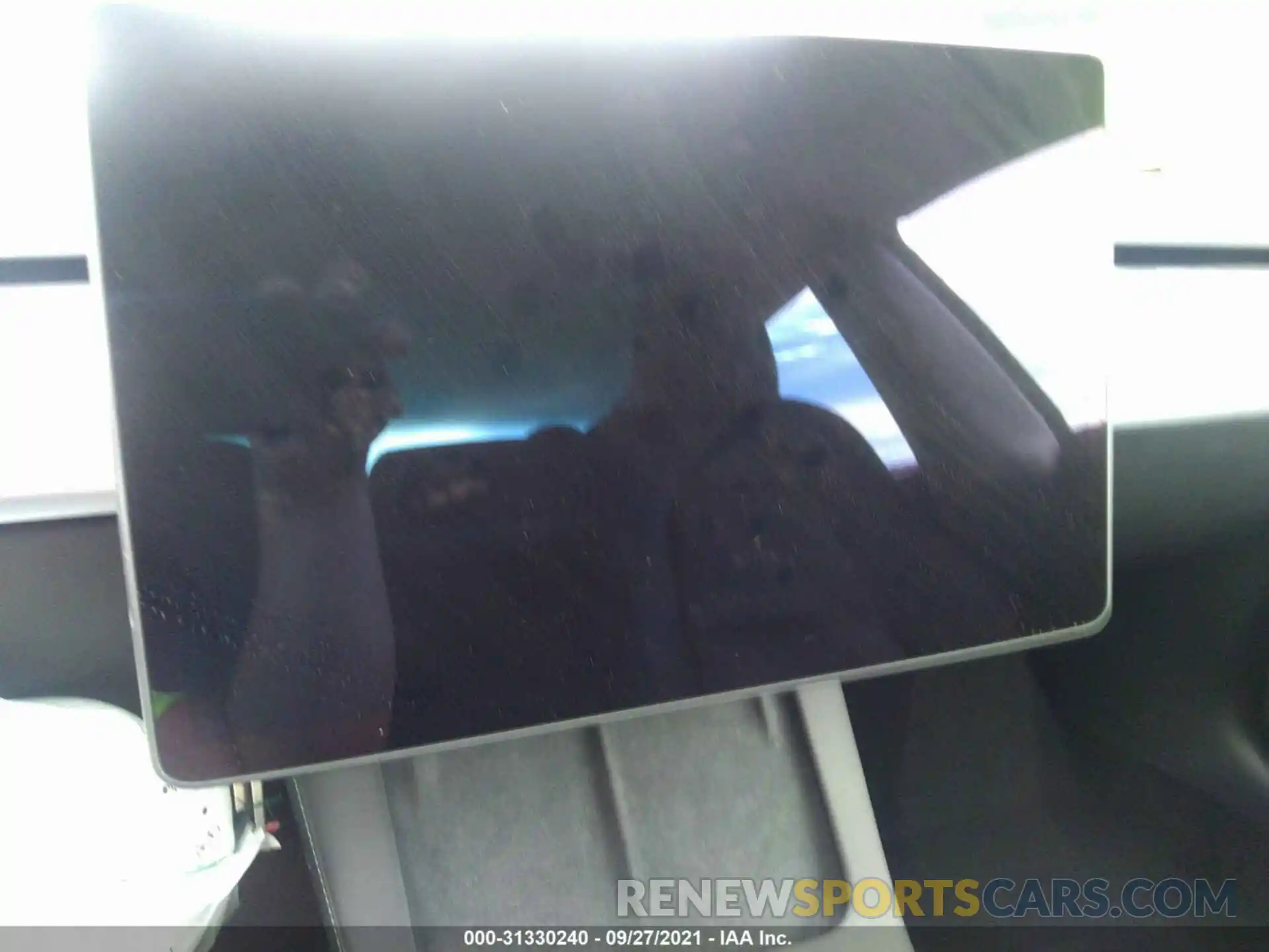 7 Photograph of a damaged car 5YJ3E1EC8MF976008 TESLA MODEL 3 2021