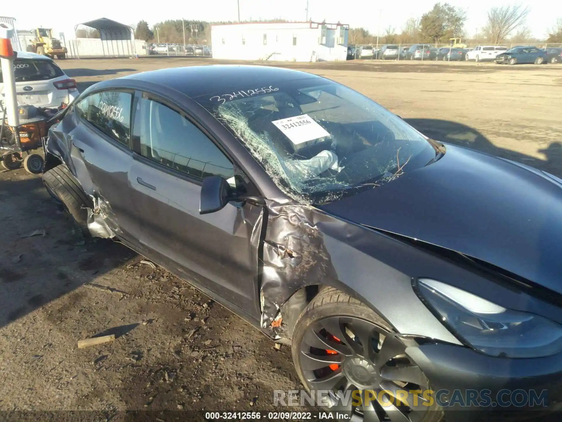 6 Photograph of a damaged car 5YJ3E1EC8MF976073 TESLA MODEL 3 2021