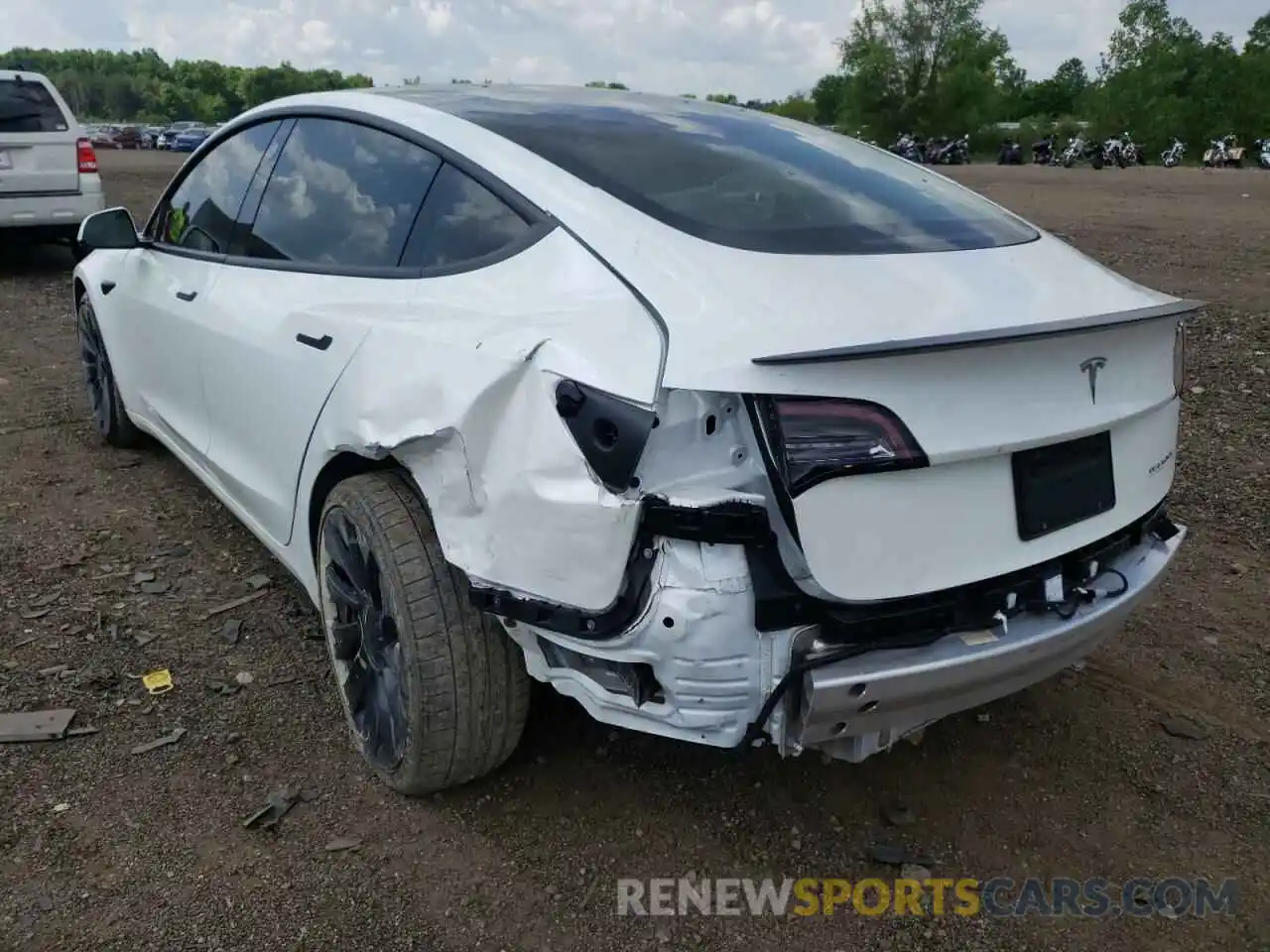 3 Photograph of a damaged car 5YJ3E1EC9MF013425 TESLA MODEL 3 2021