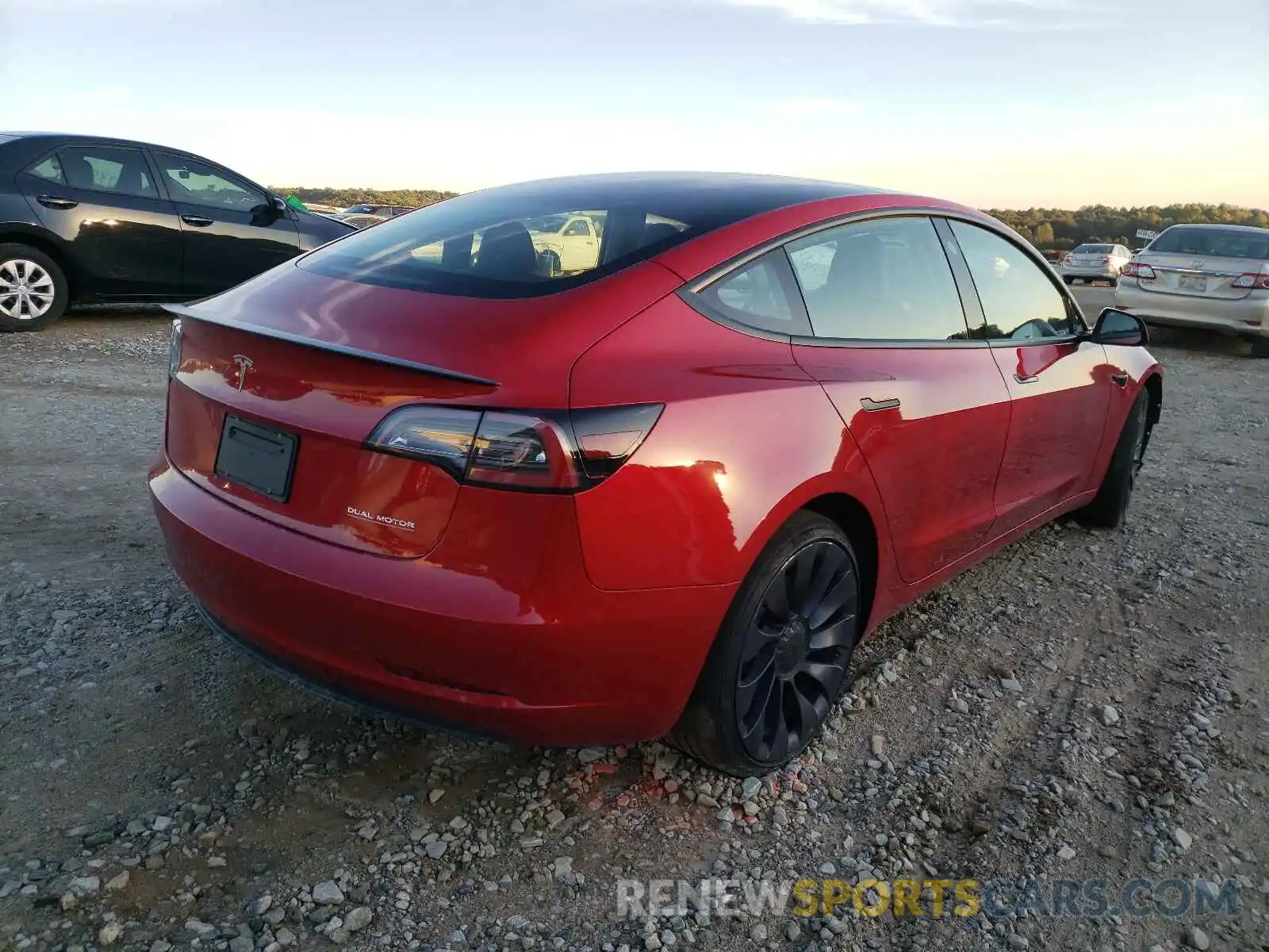 4 Photograph of a damaged car 5YJ3E1EC9MF849896 TESLA MODEL 3 2021