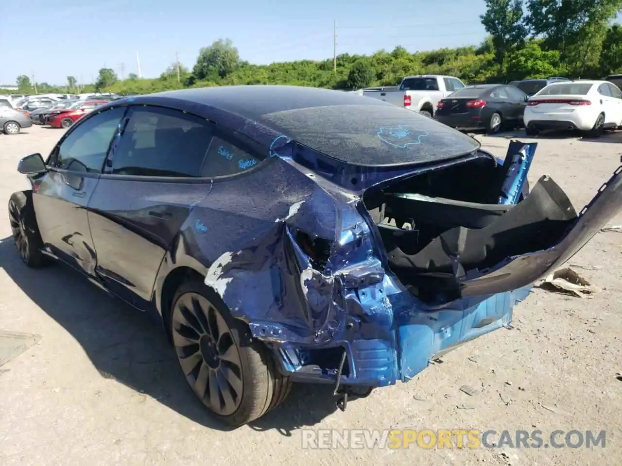 3 Photograph of a damaged car 5YJ3E1ECXMF028287 TESLA MODEL 3 2021